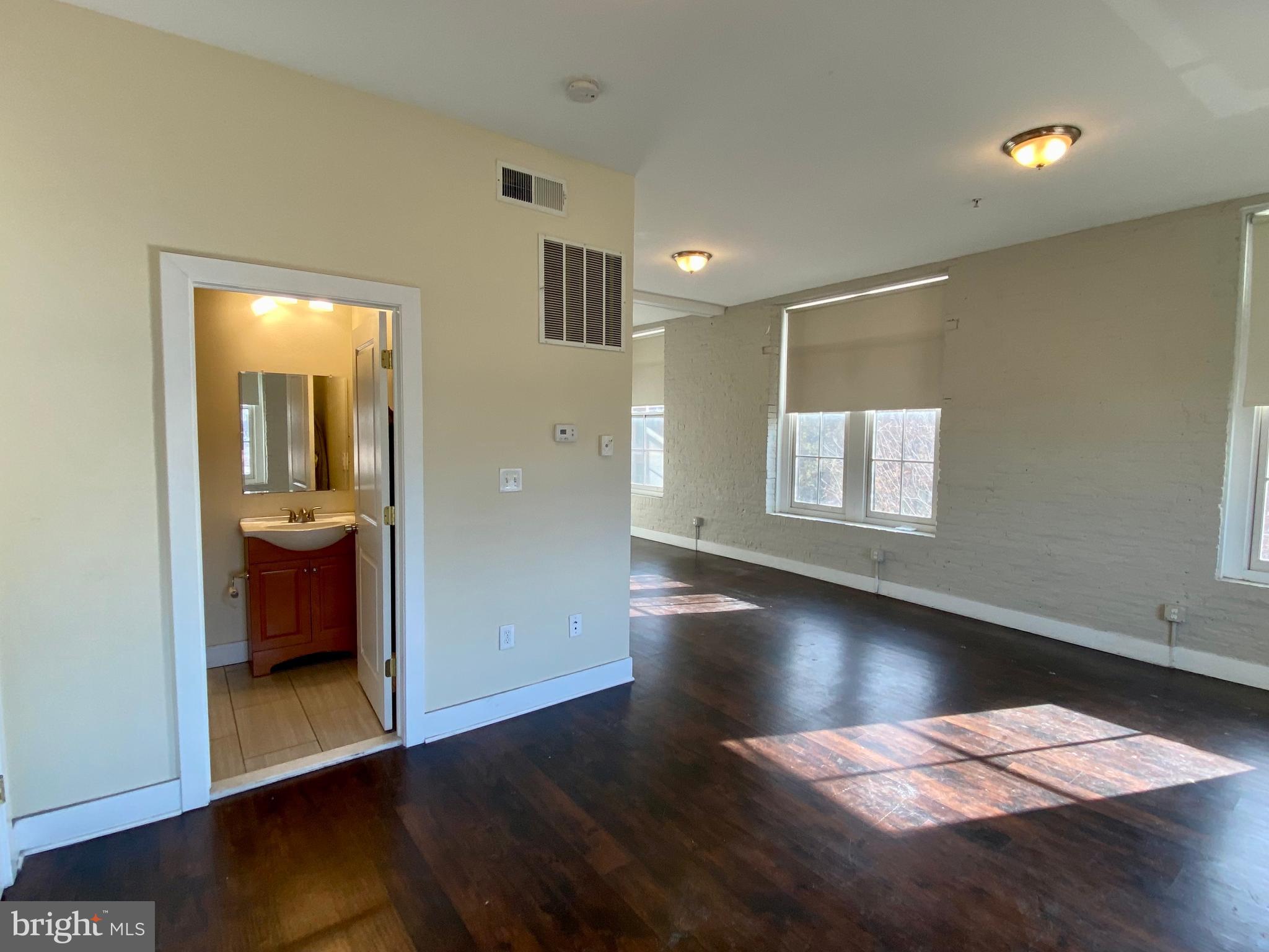 FELLS POINT HISTORIC DISTRICT - Residential Lease