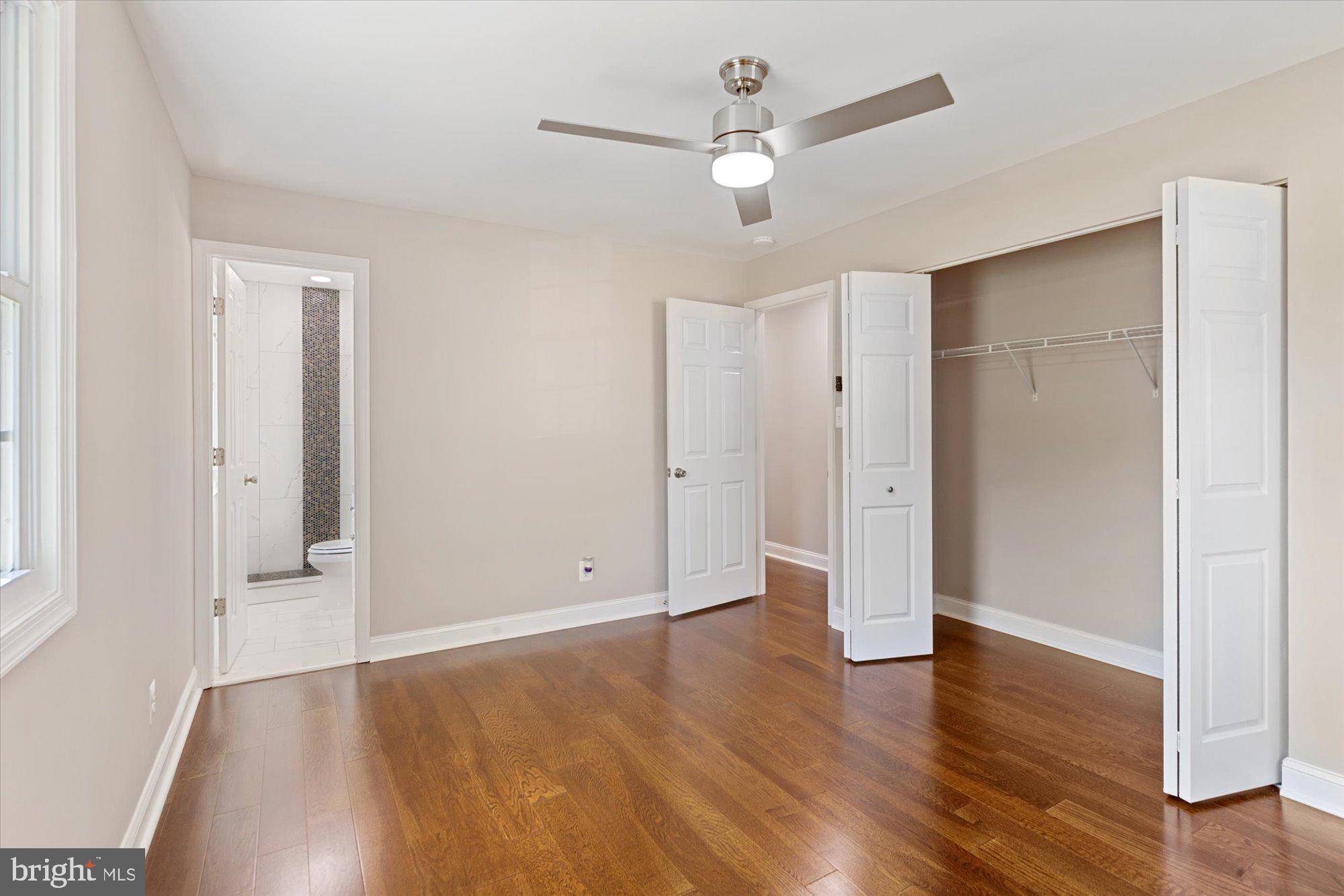 WILLIAMSBURG MANOR NORTH - Residential