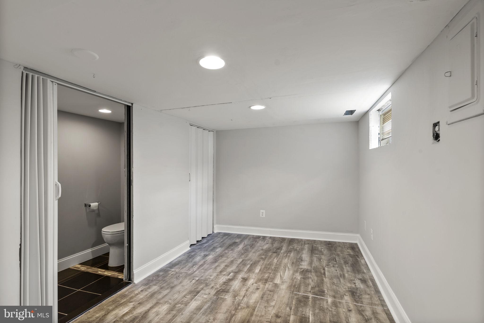 HARFORD FARMS - Residential