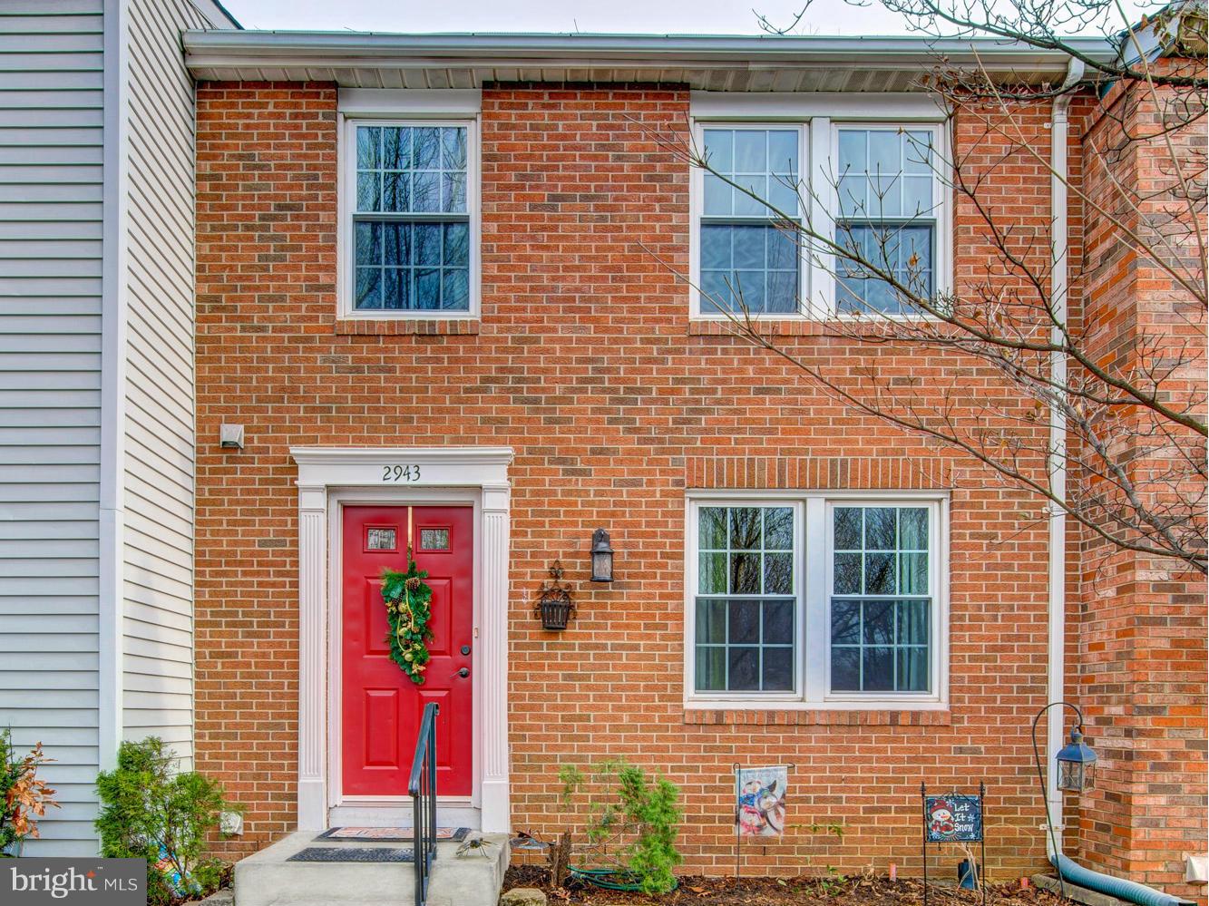 OAKTON COMMONS - Residential