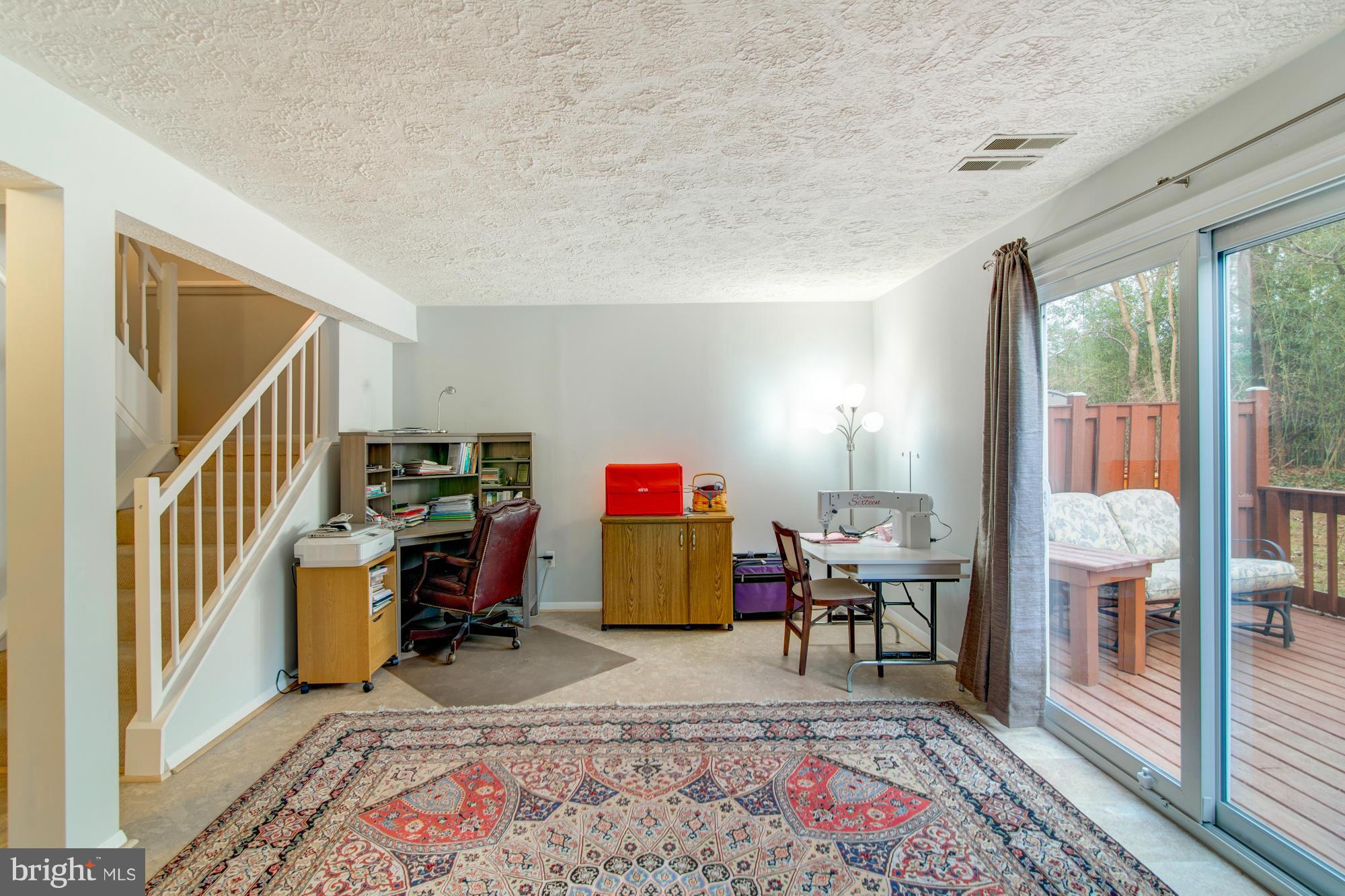 OAKTON COMMONS - Residential