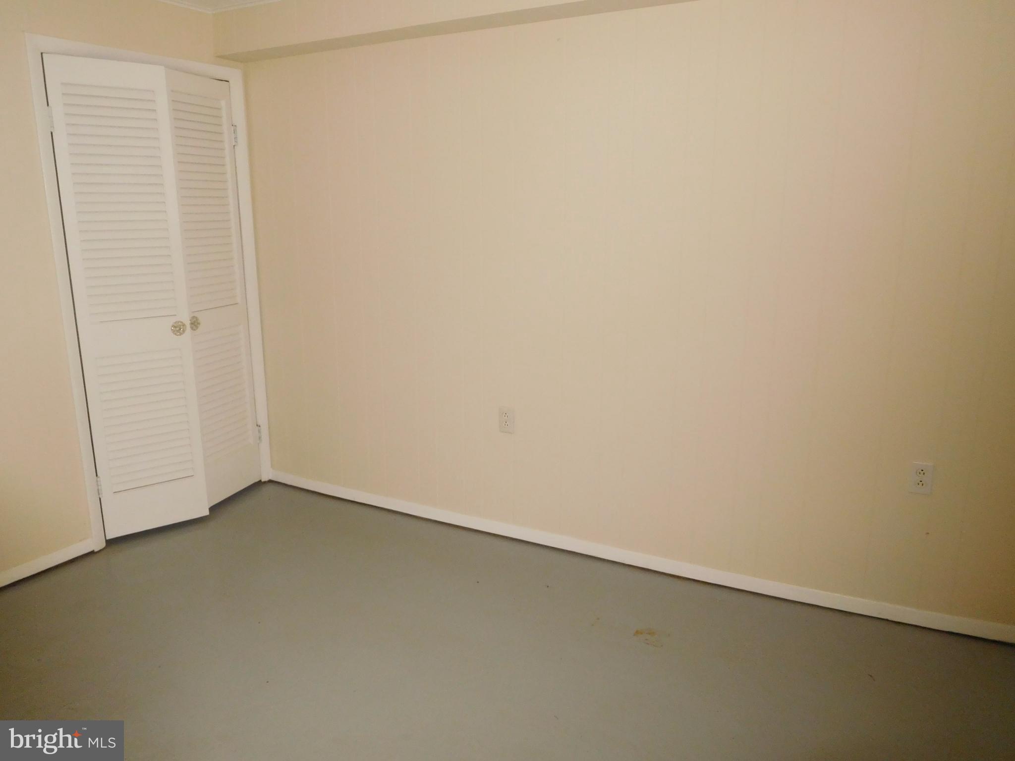 WILTON WOODS - Residential Lease