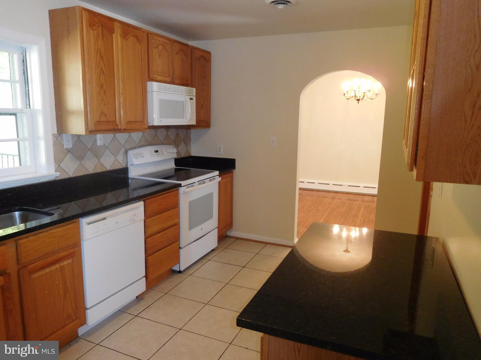 WILTON WOODS - Residential Lease