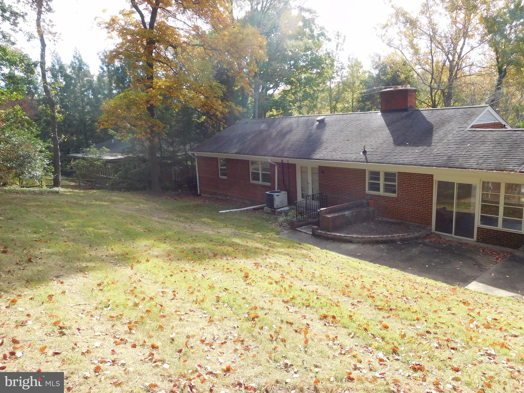 WILTON WOODS - Residential Lease