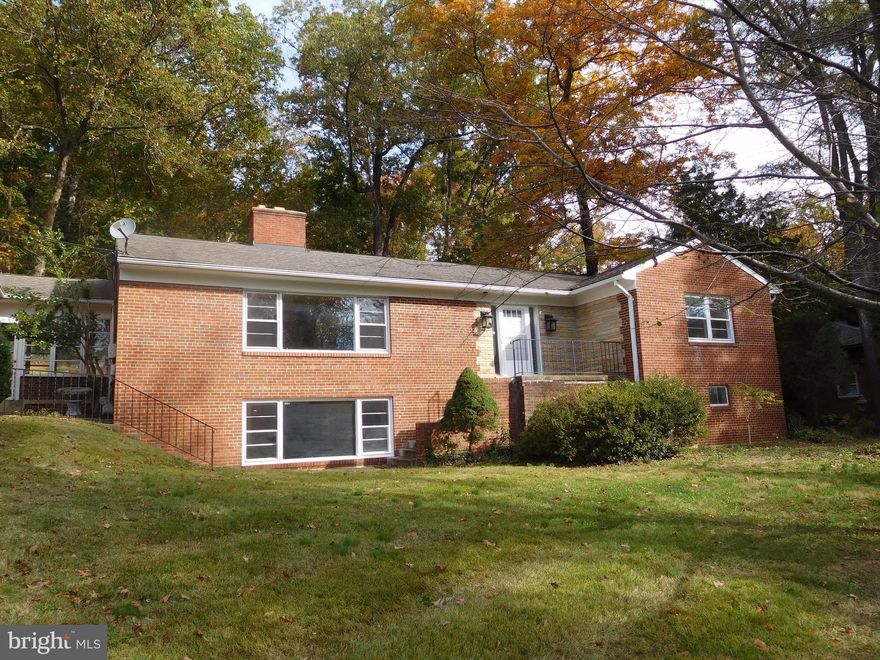 Wonderful large home with upgraded kitchen with granite countertops, hardwood floors on main level, 2 fireplaces, even a sauna (in bathroom in lower level), double car garage and tons of extra rooms for an office plus game room, plus storage! Pet friendly. Clermont School area. Lawn care included!