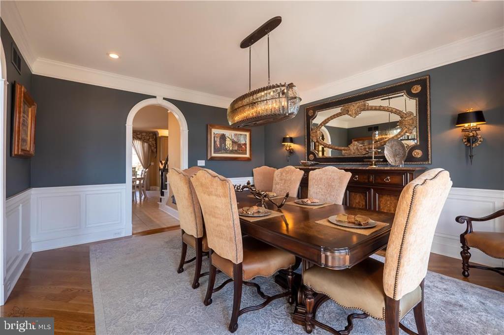 WEYHILL WOODS - Residential