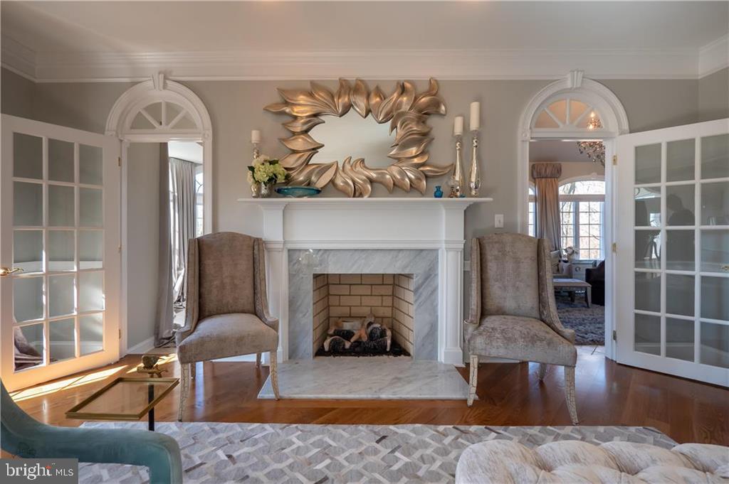 WEYHILL WOODS - Residential