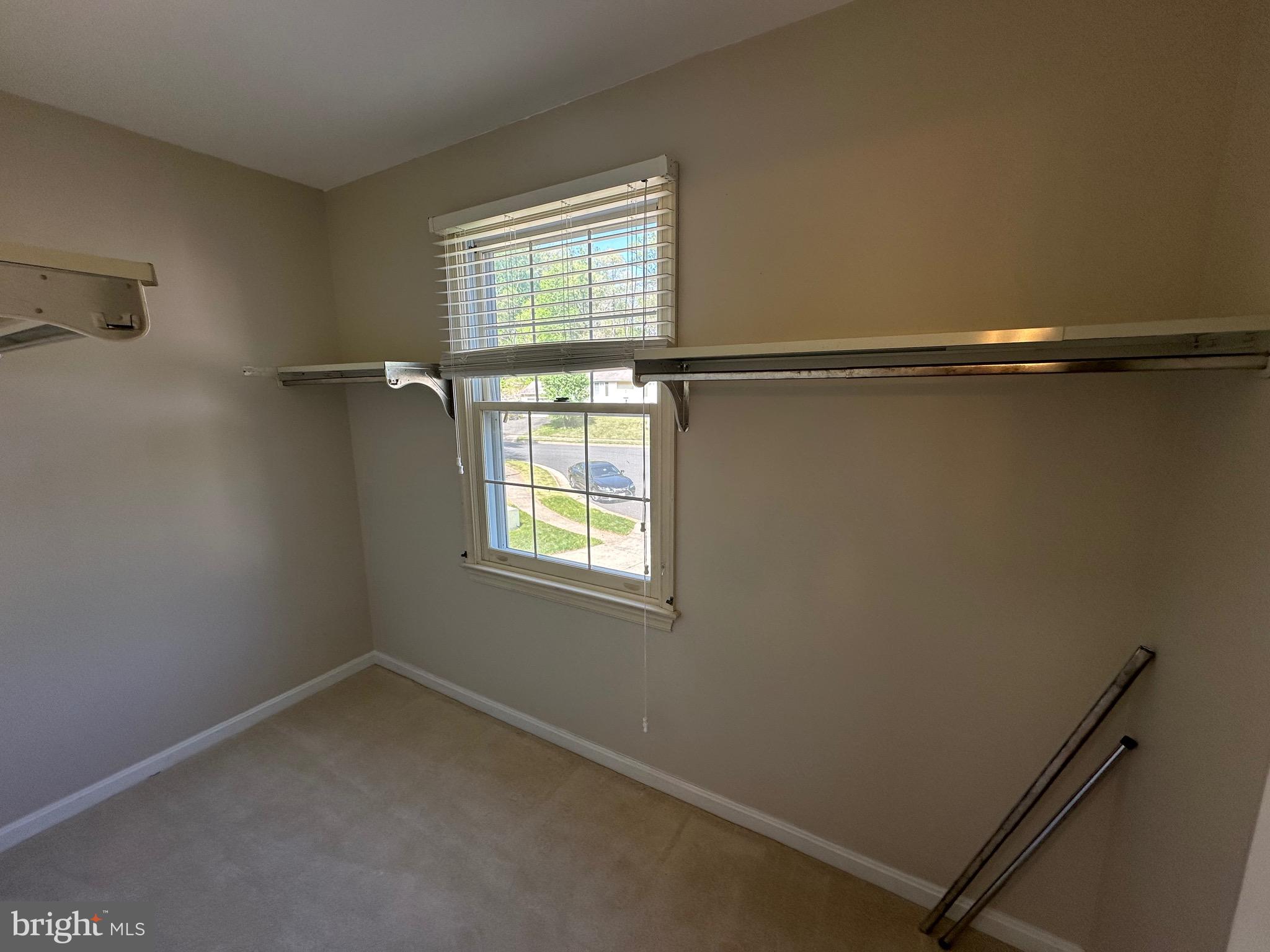 ORANGE HUNT ESTATES WEST - Residential Lease