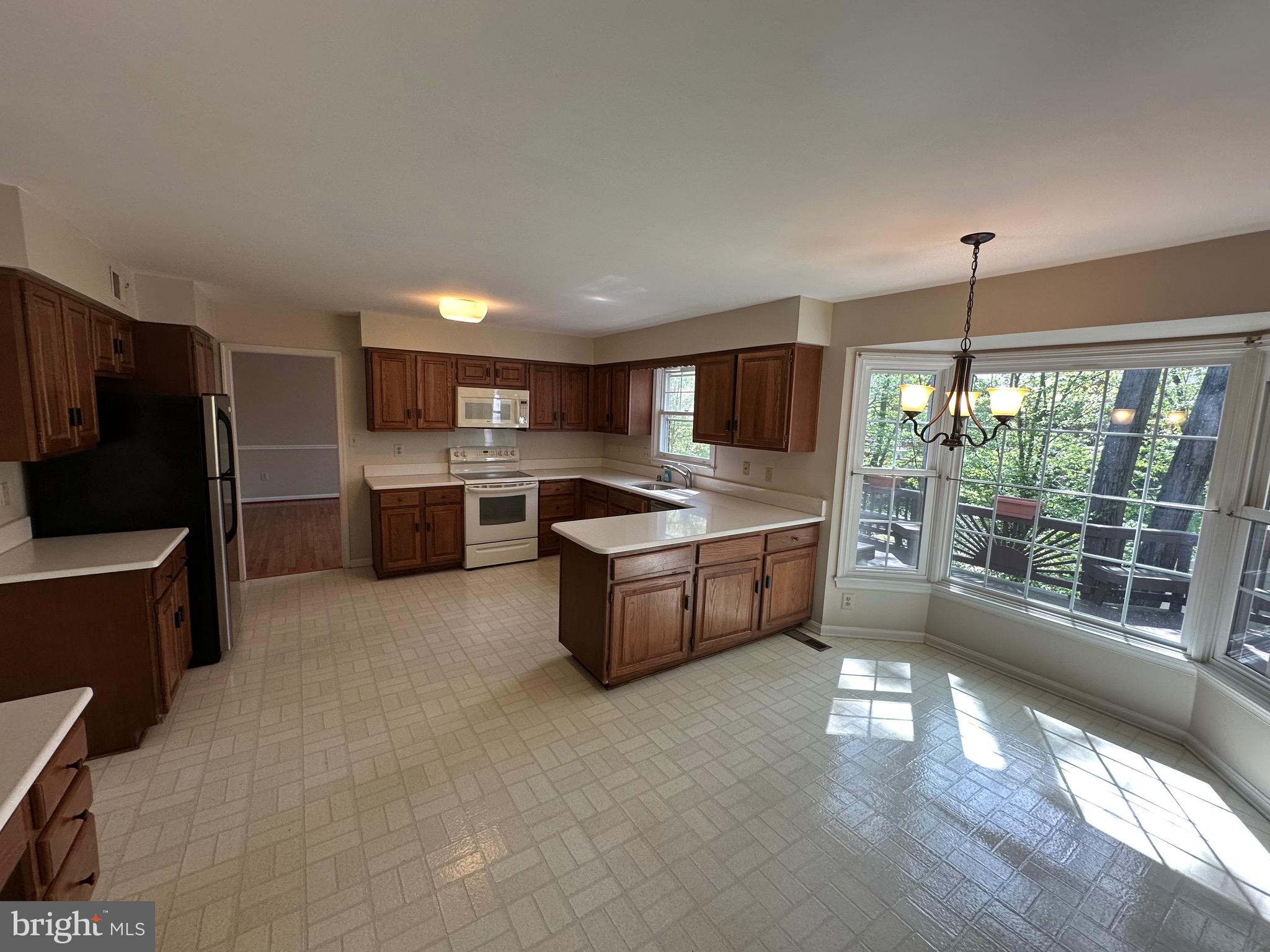 ORANGE HUNT ESTATES WEST - Residential Lease