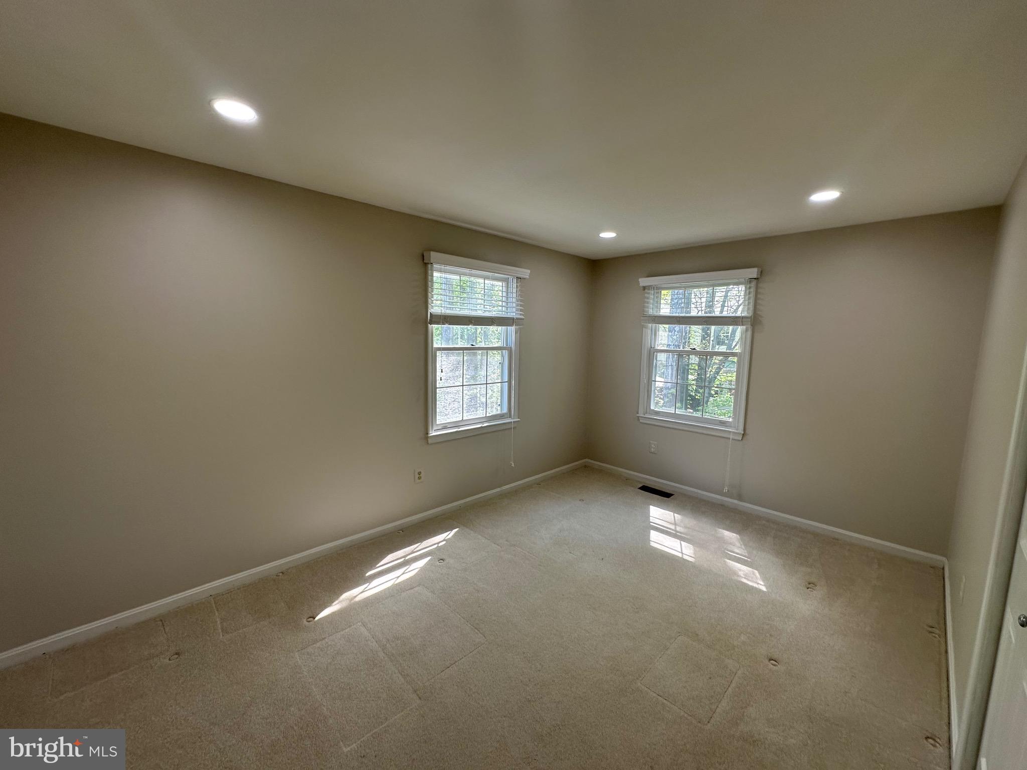 ORANGE HUNT ESTATES WEST - Residential Lease