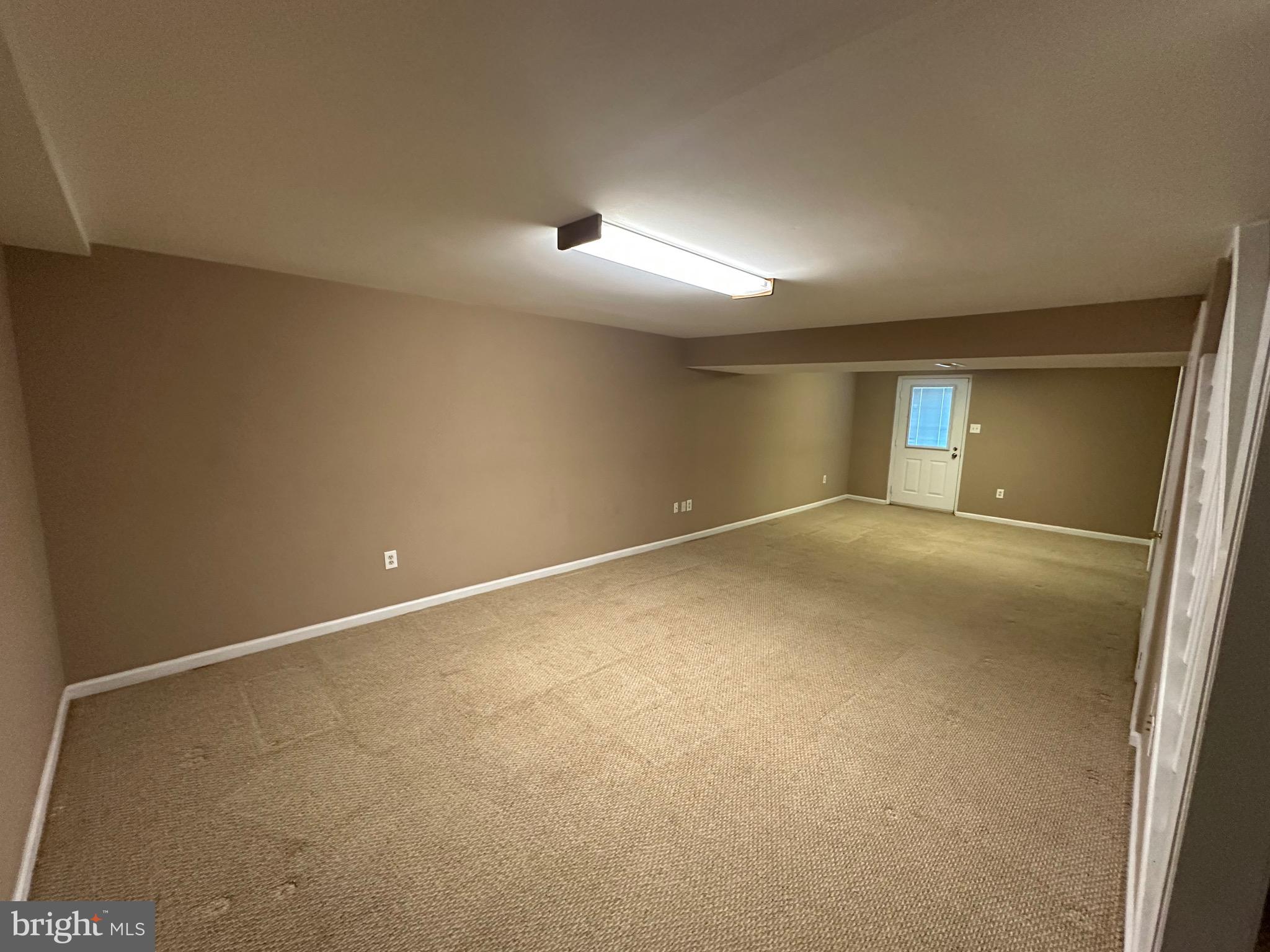 ORANGE HUNT ESTATES WEST - Residential Lease