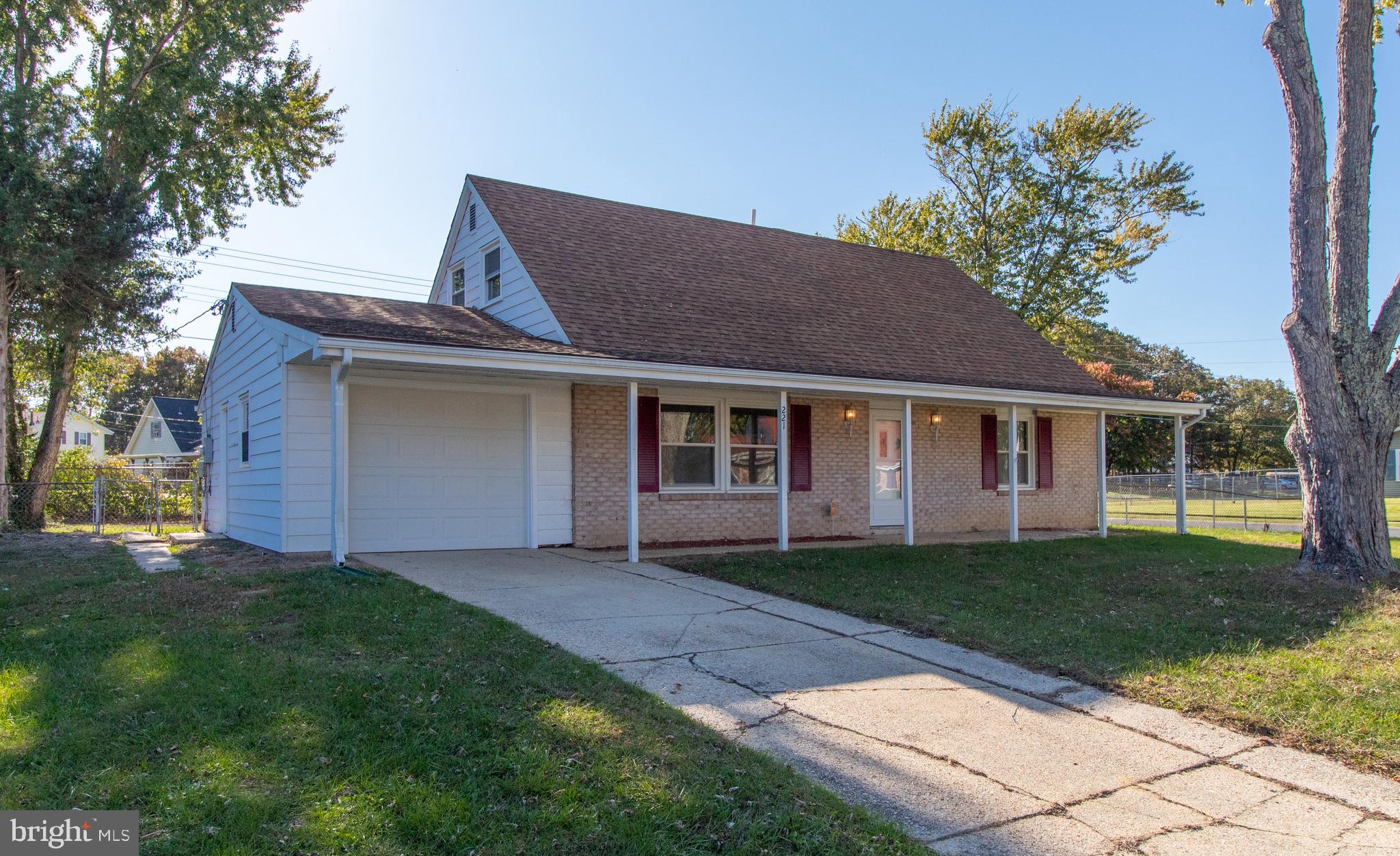 ST CHARLES - CARRINGTON - Residential