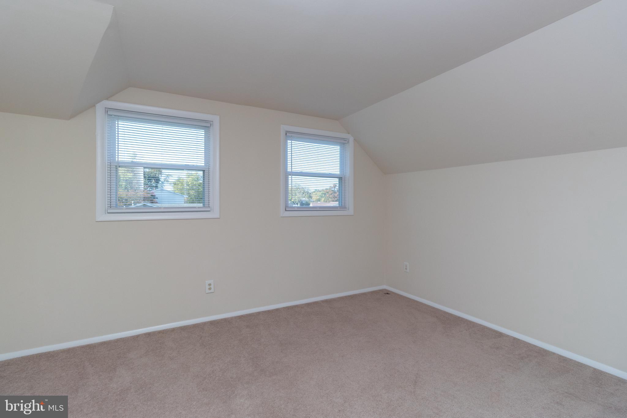 ST CHARLES - CARRINGTON - Residential