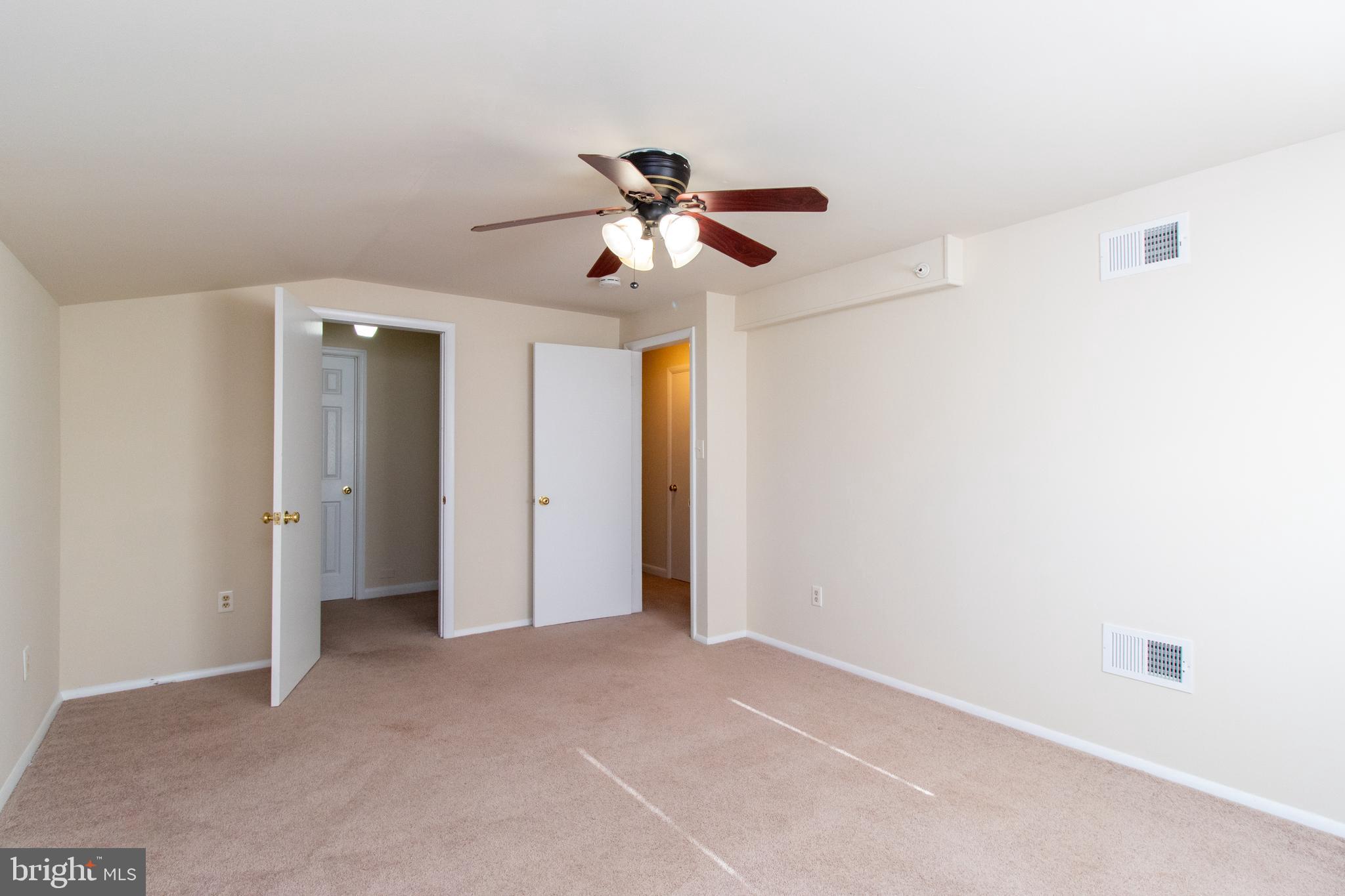 ST CHARLES - CARRINGTON - Residential