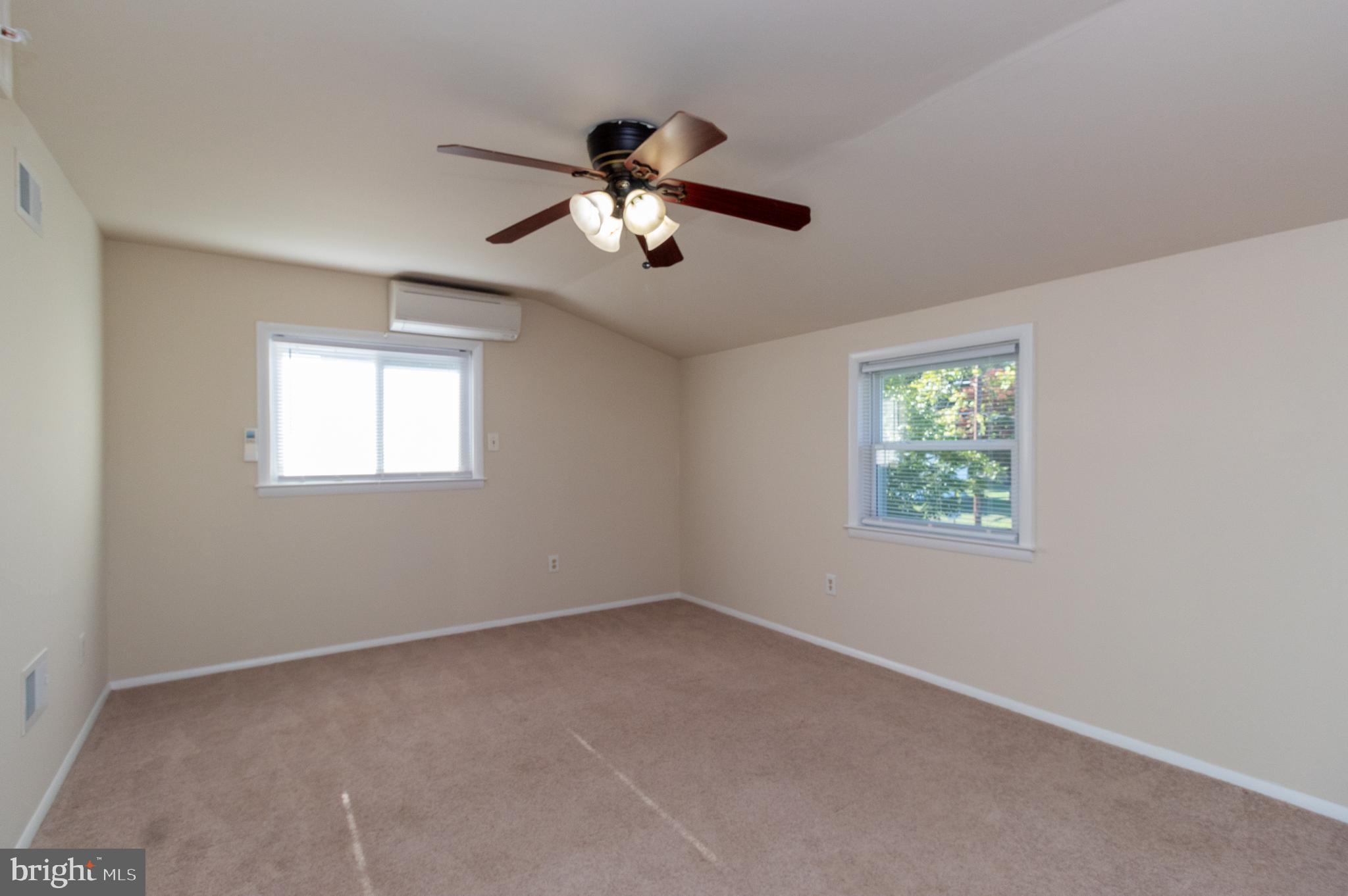 ST CHARLES - CARRINGTON - Residential