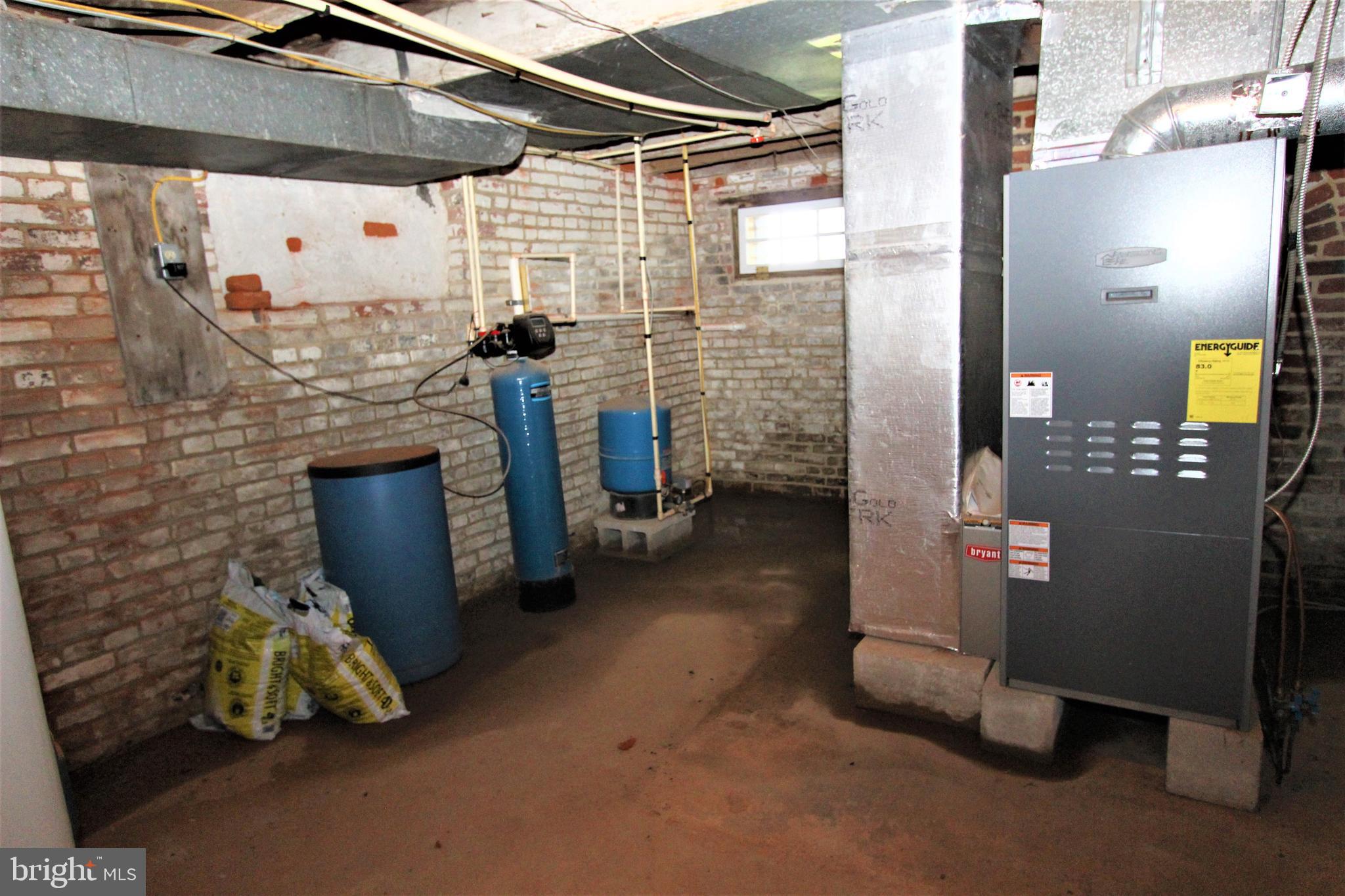 POMONA - Residential