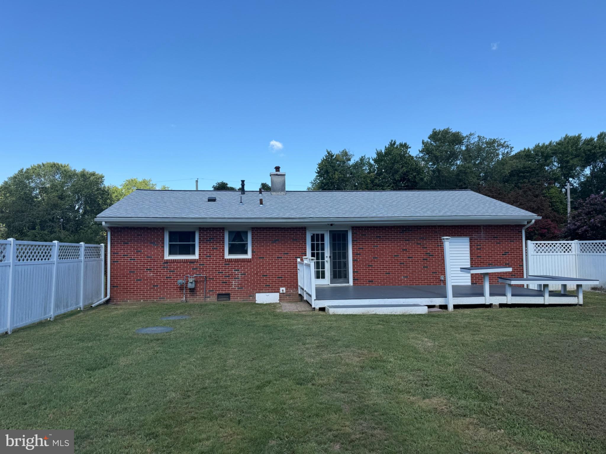 250 RUSTIC LANE
