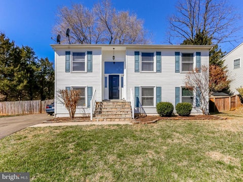 Homes For Rent - 7224 Princess Anne Court<br/> WARRENTON, VA 20187