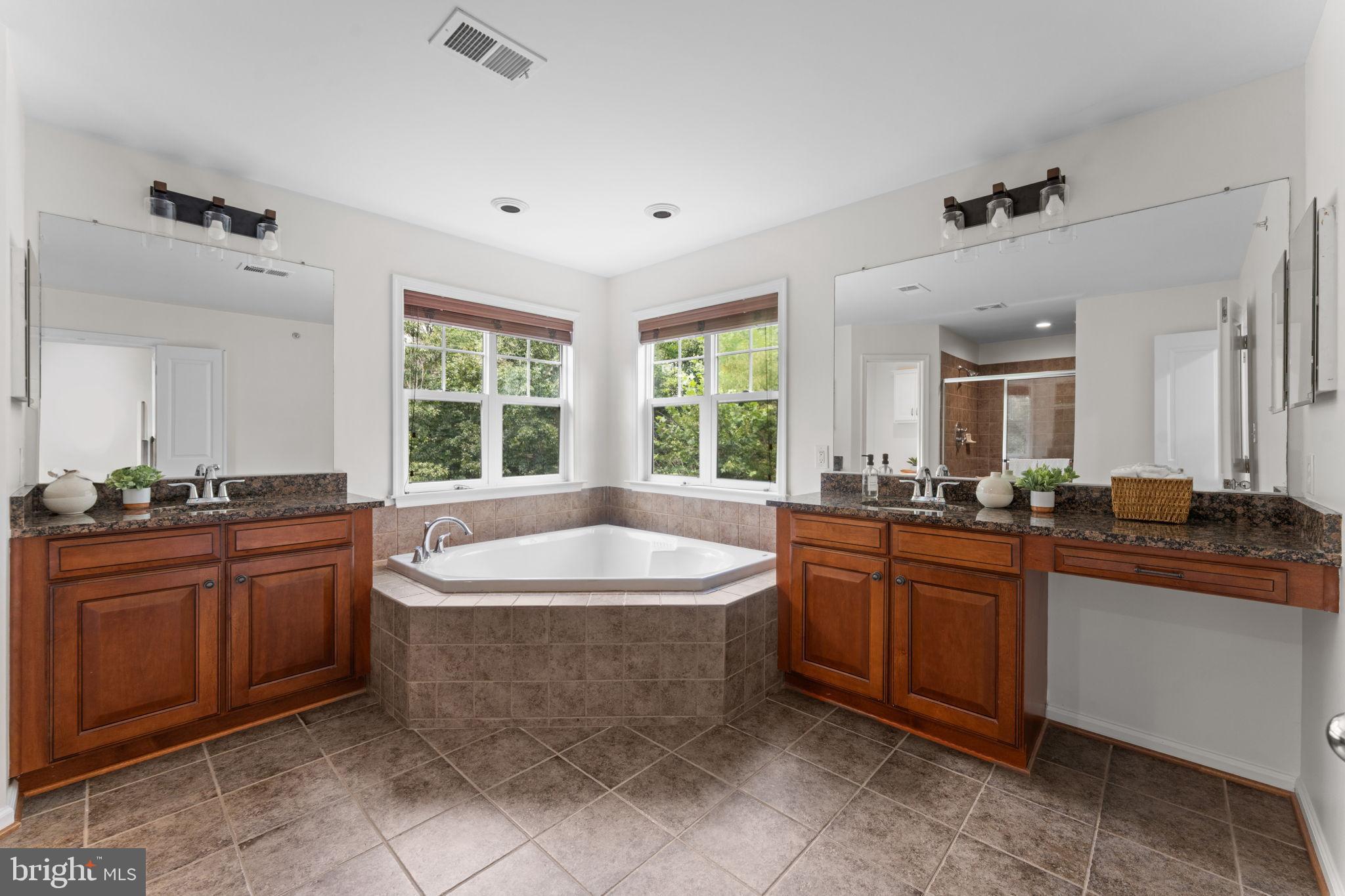 CAMP GLENKIRK SARANAC - Residential