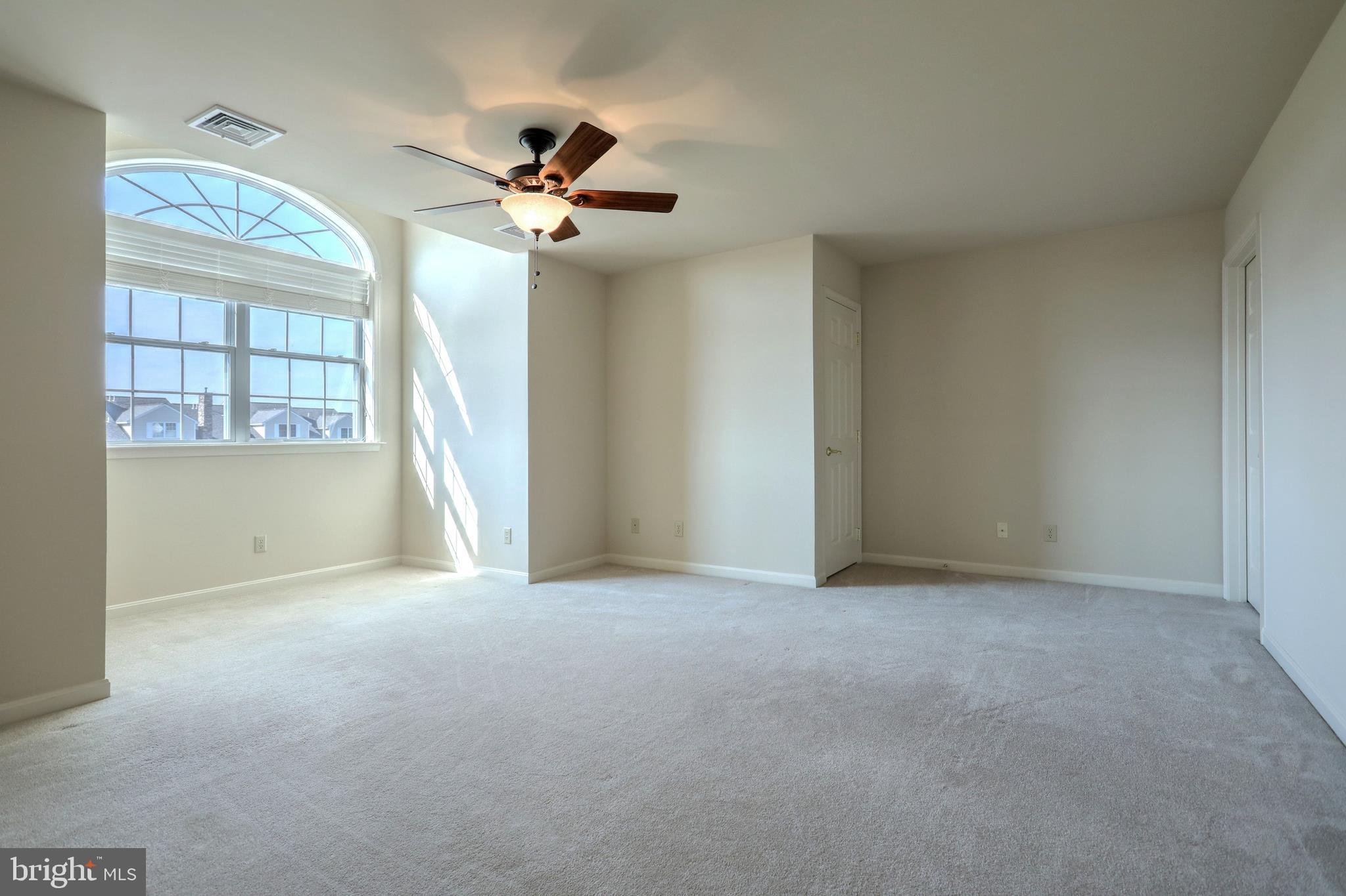 SPRING MEADOWS II - Residential