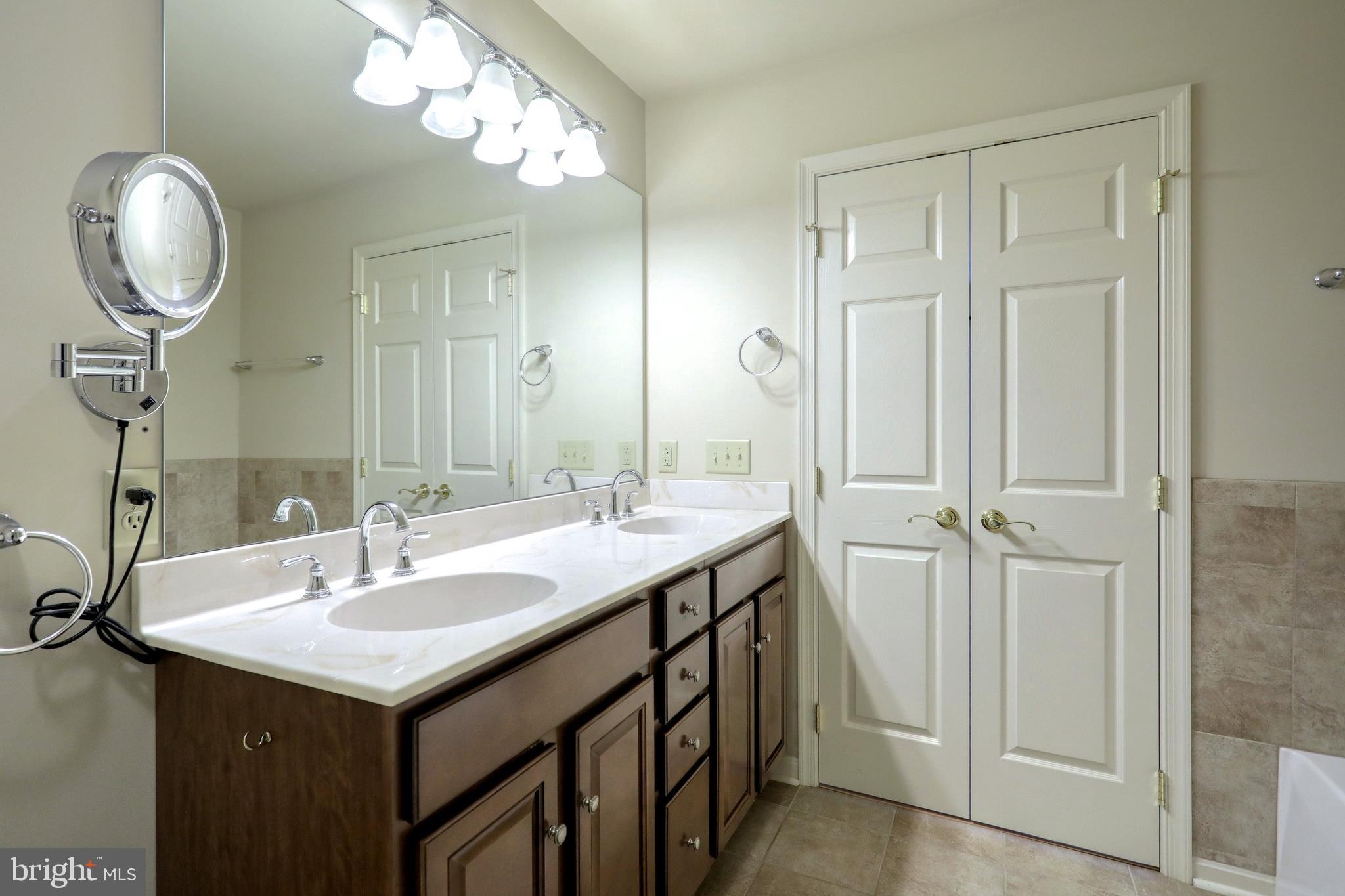 SPRING MEADOWS II - Residential