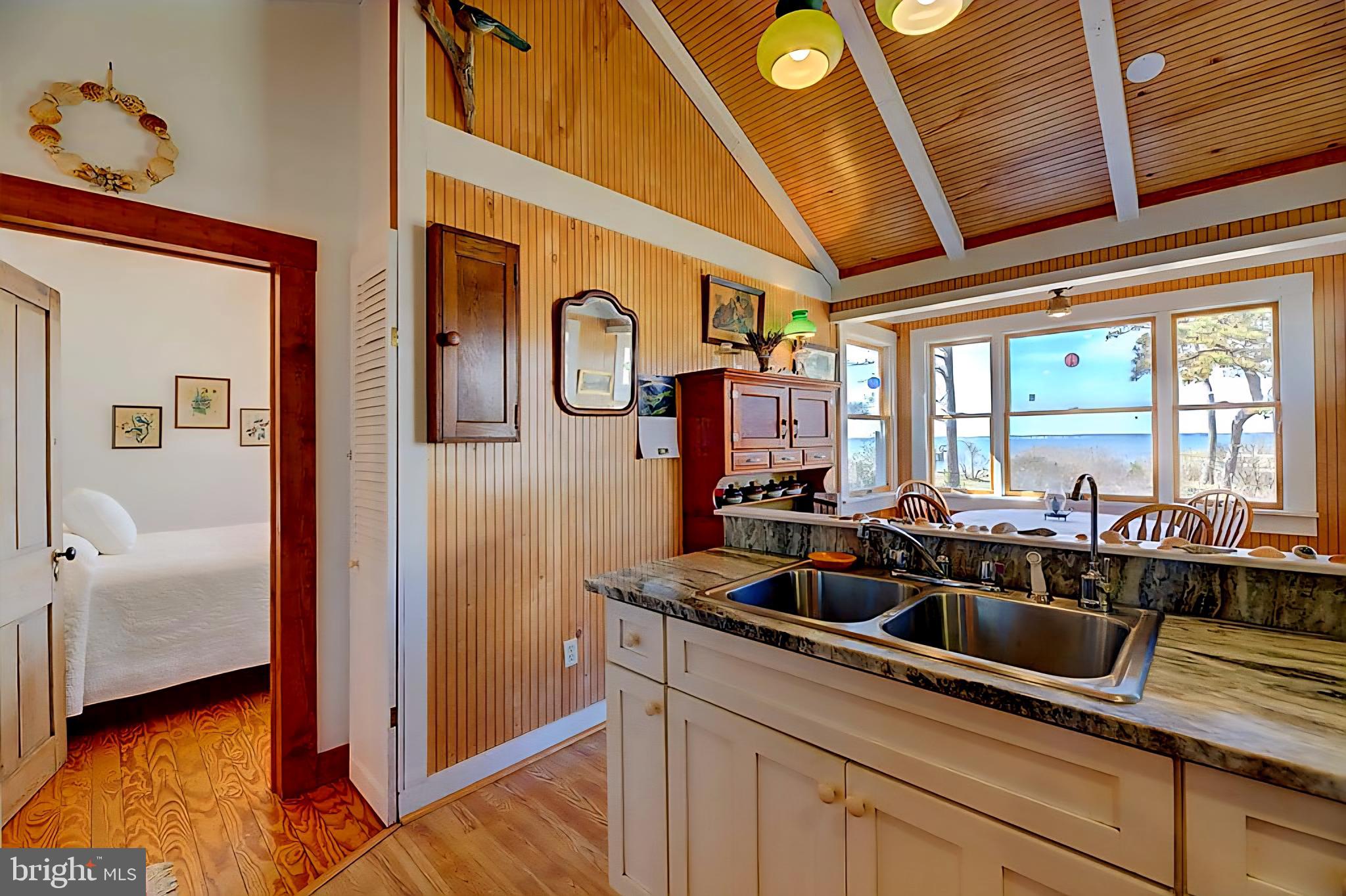 CHINCOTEAGUE - Residential