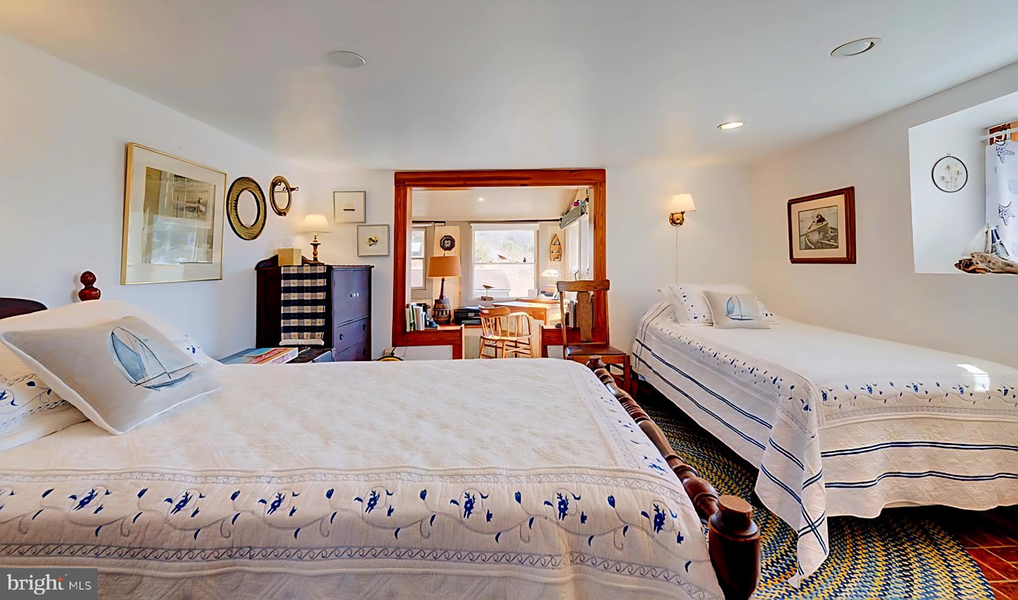 CHINCOTEAGUE - Residential