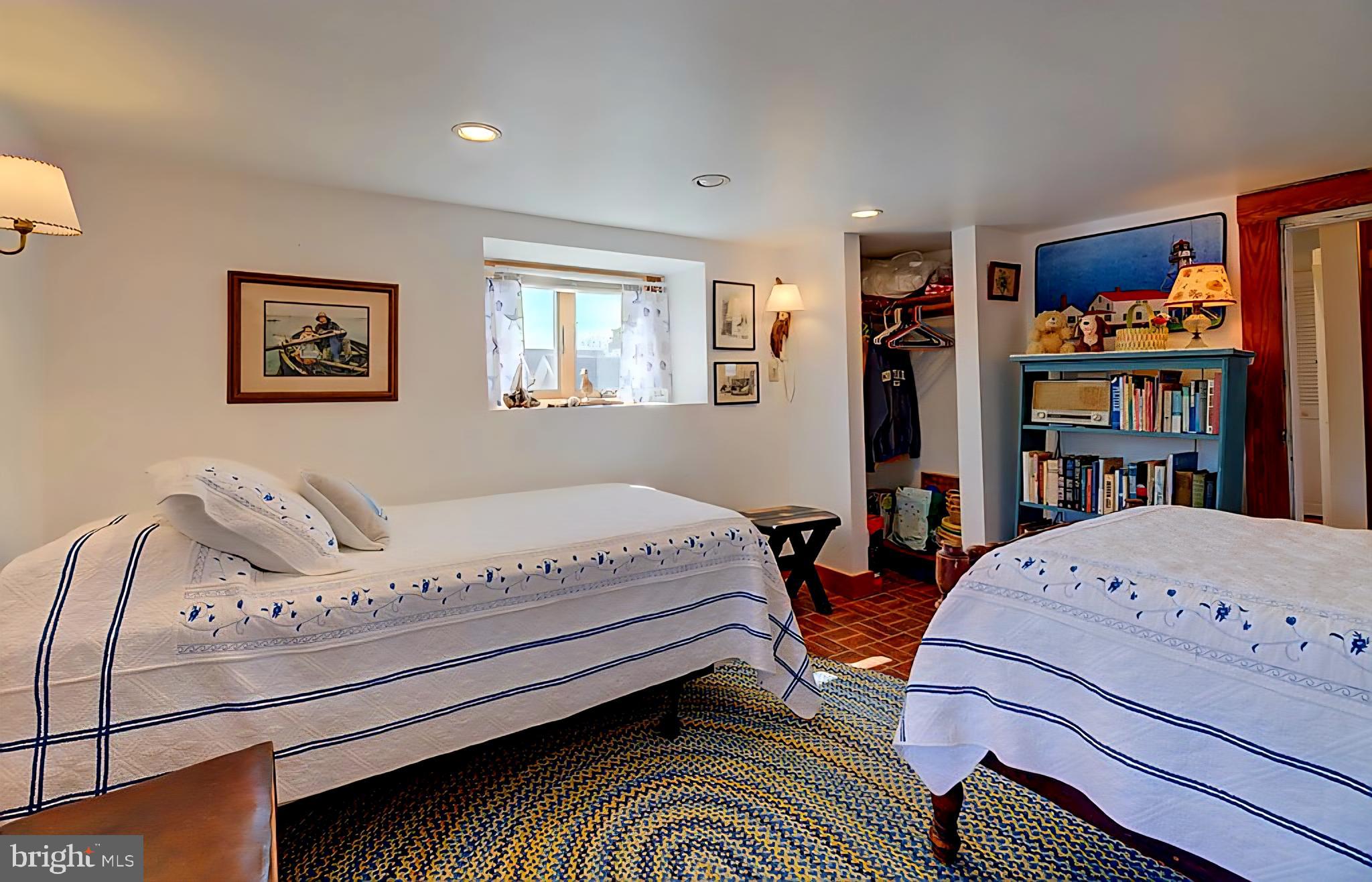 CHINCOTEAGUE - Residential