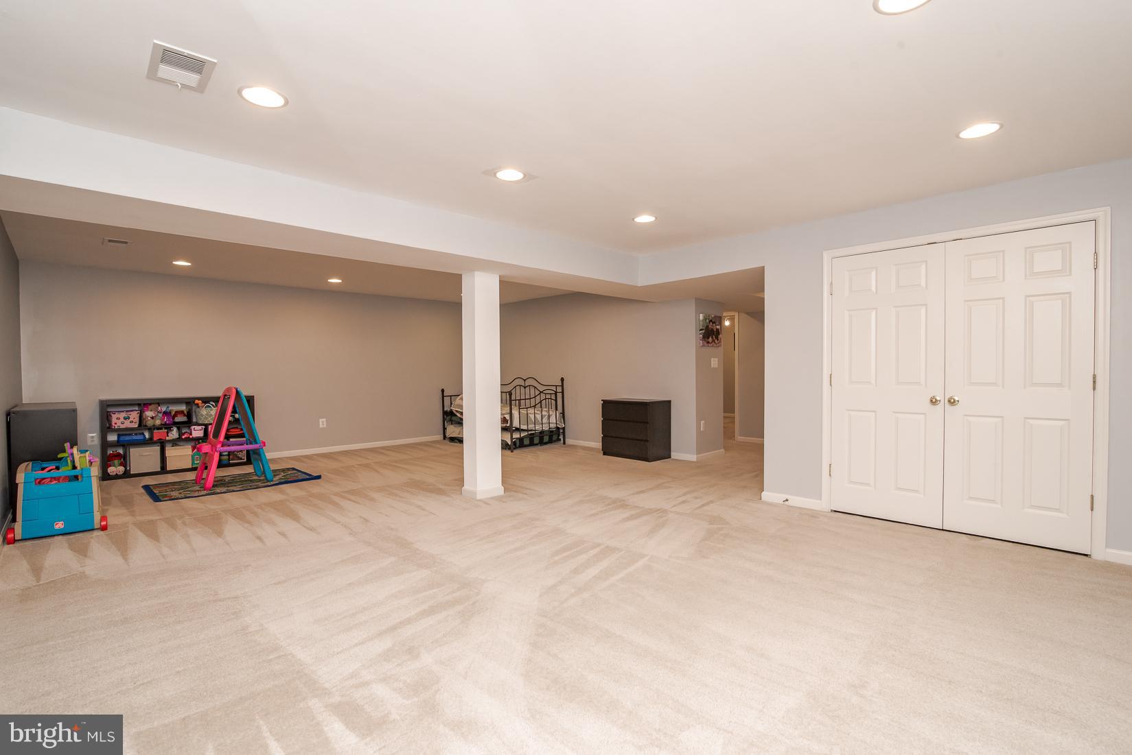 VILLAGE OF IDLEWILD - Residential