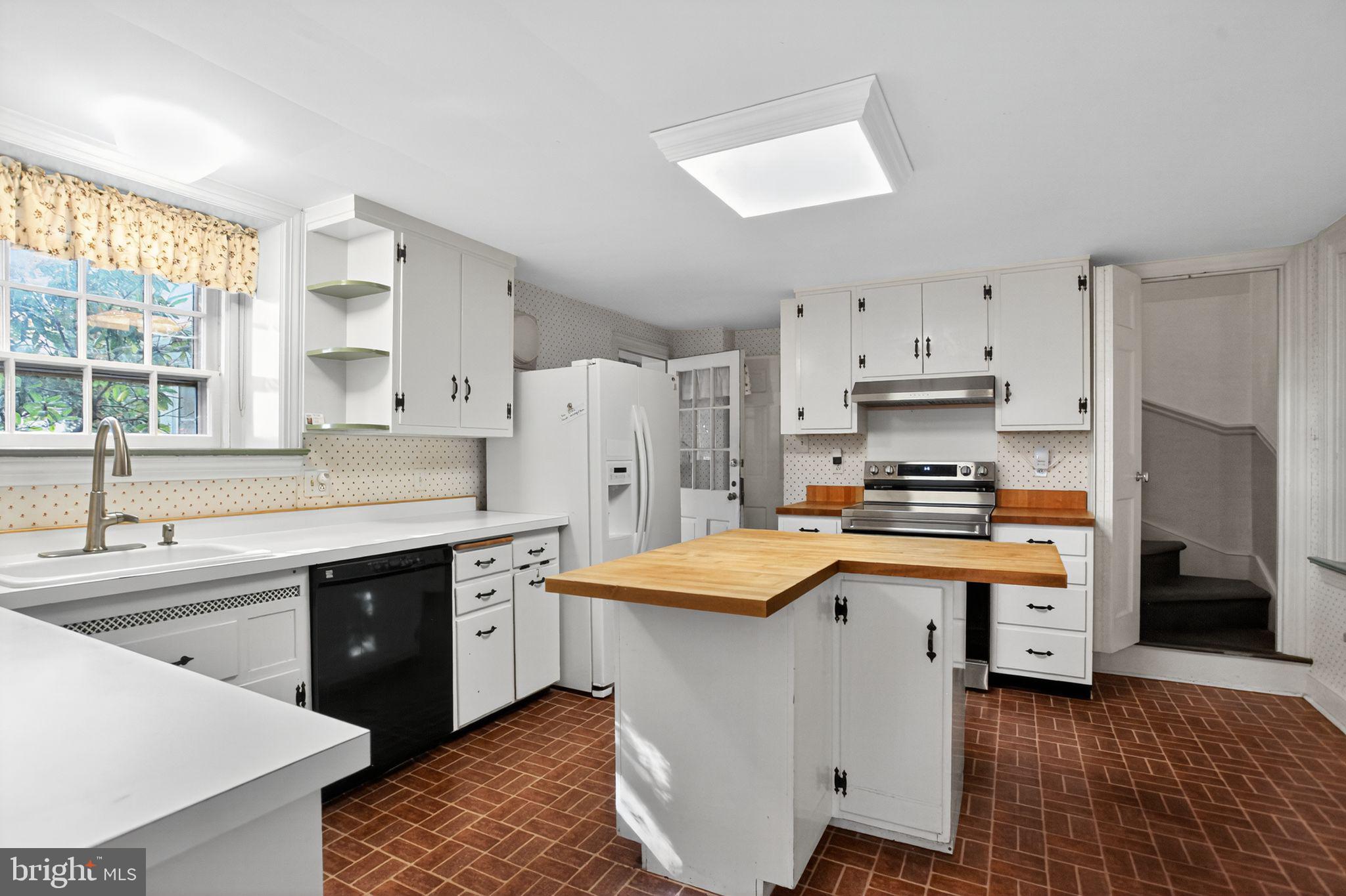 ABINGTON - Residential