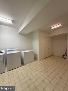 LAKE RIDGE - Residential Lease