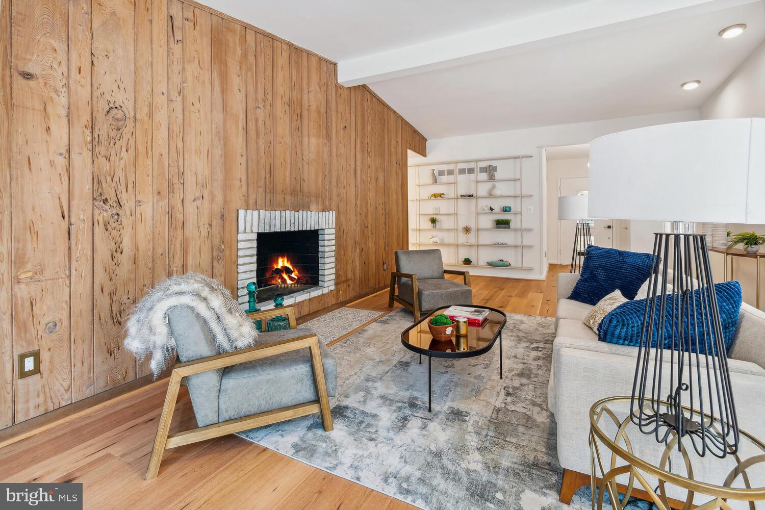 ROLLINGWOOD - Residential