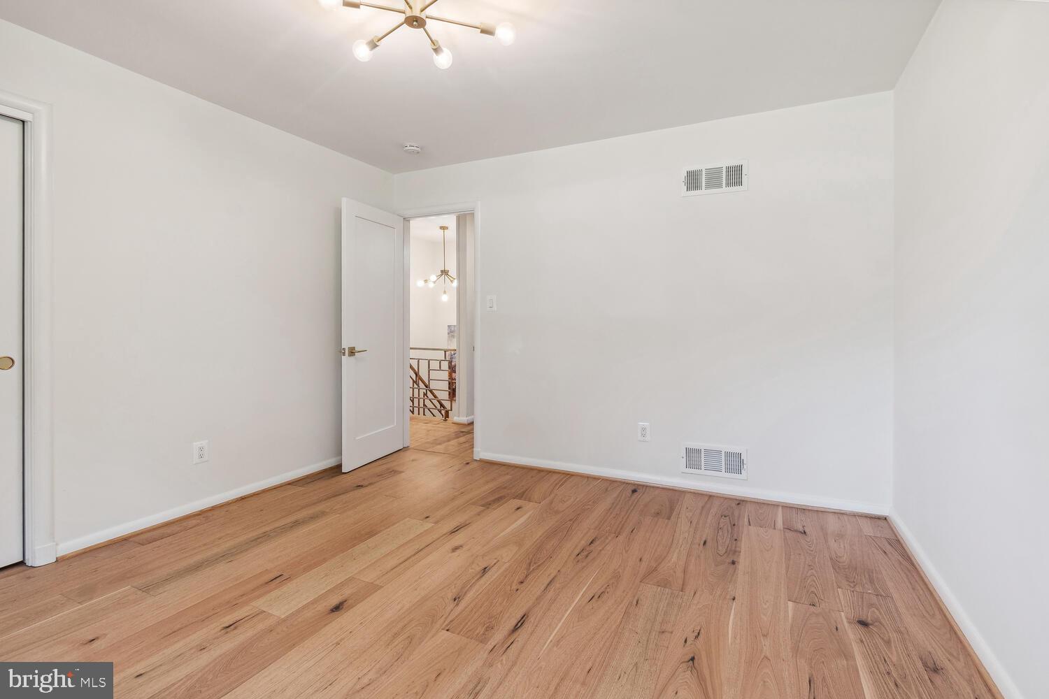 ROLLINGWOOD - Residential