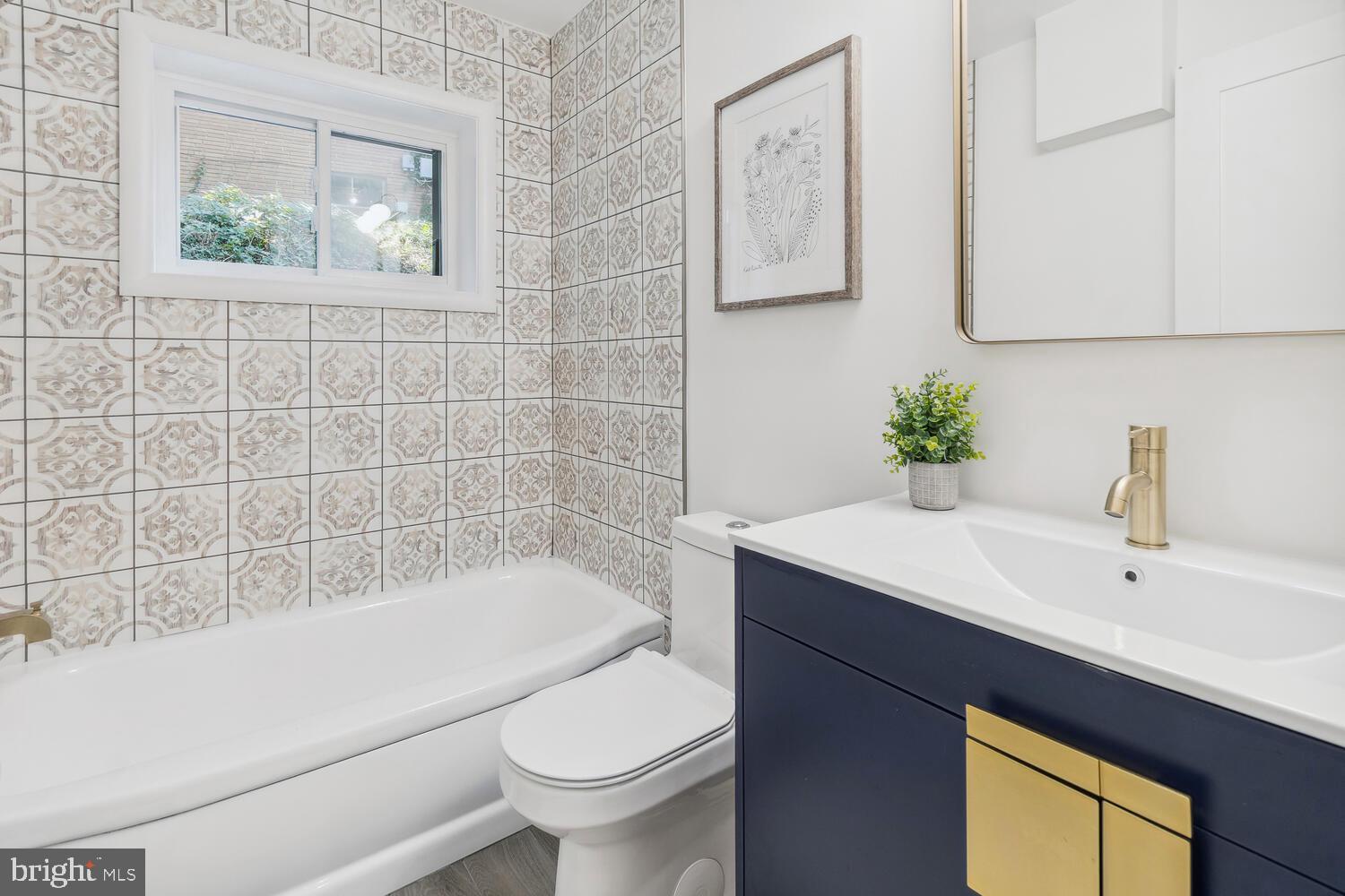 ROLLINGWOOD - Residential