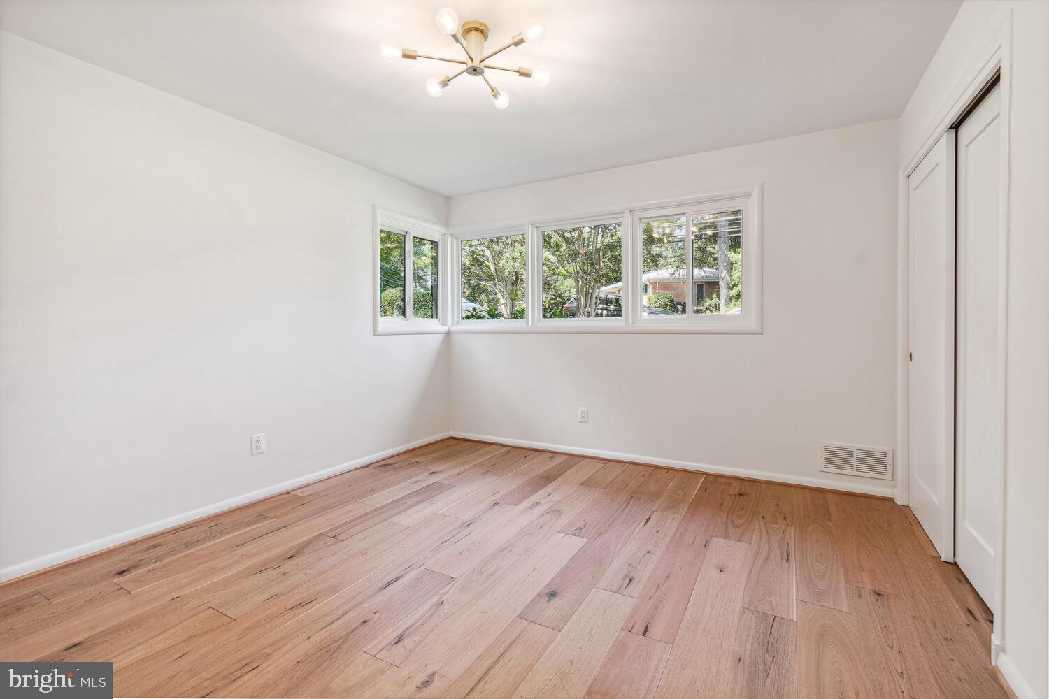 ROLLINGWOOD - Residential