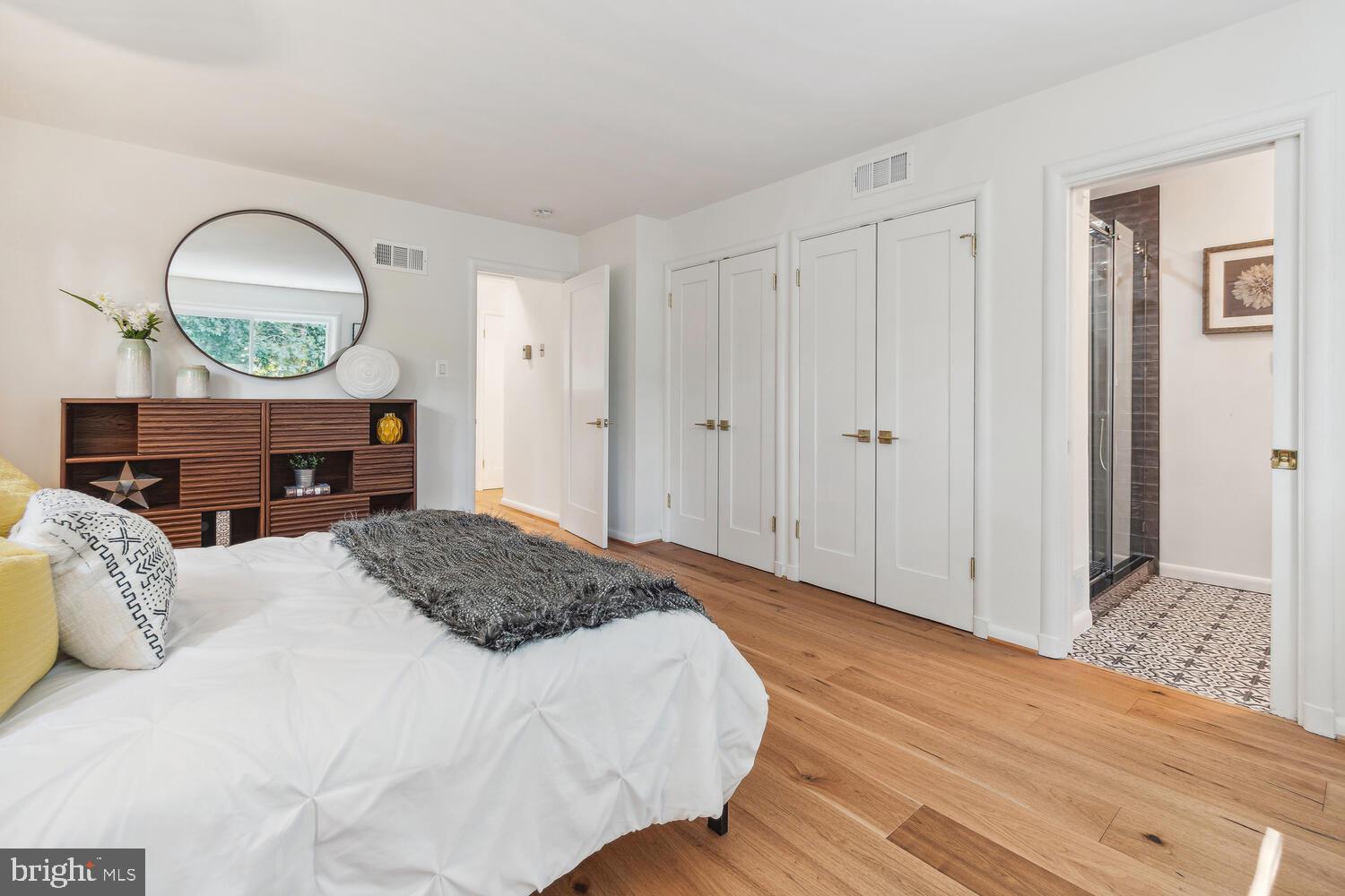 ROLLINGWOOD - Residential