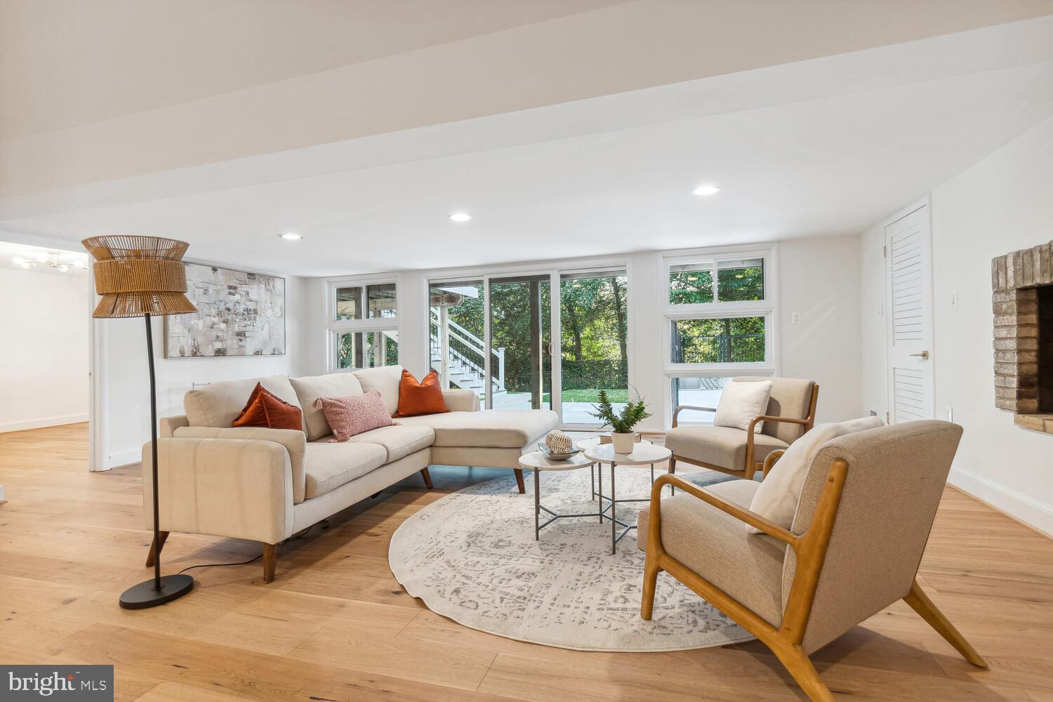 ROLLINGWOOD - Residential