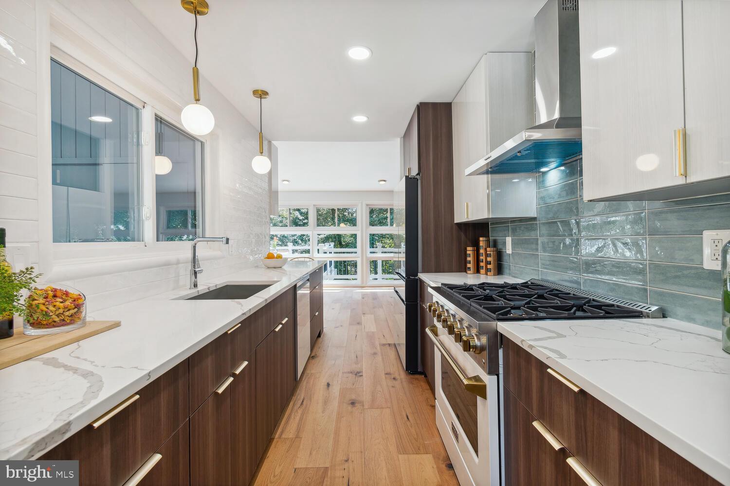 ROLLINGWOOD - Residential