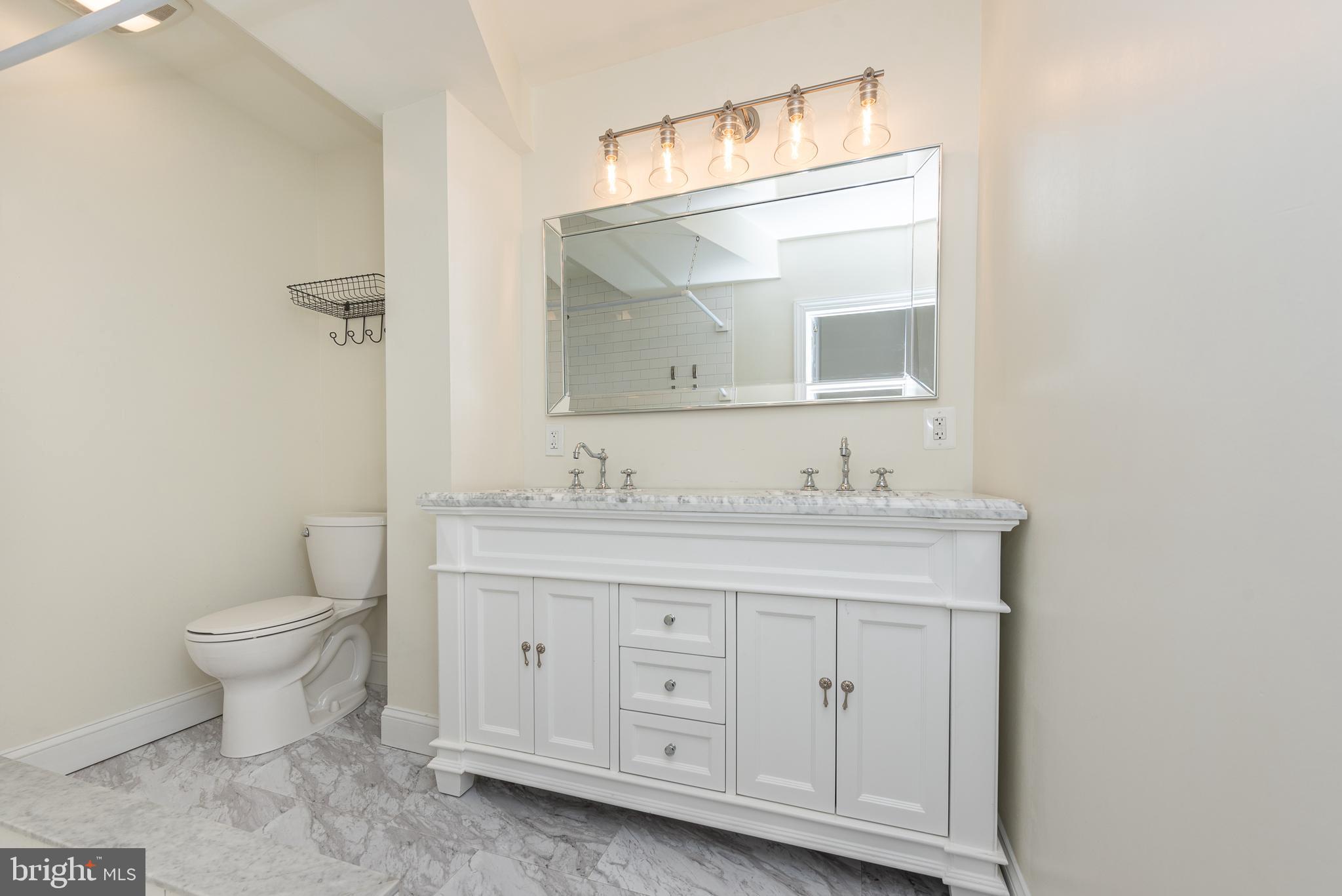 BREWERS HILL - Residential