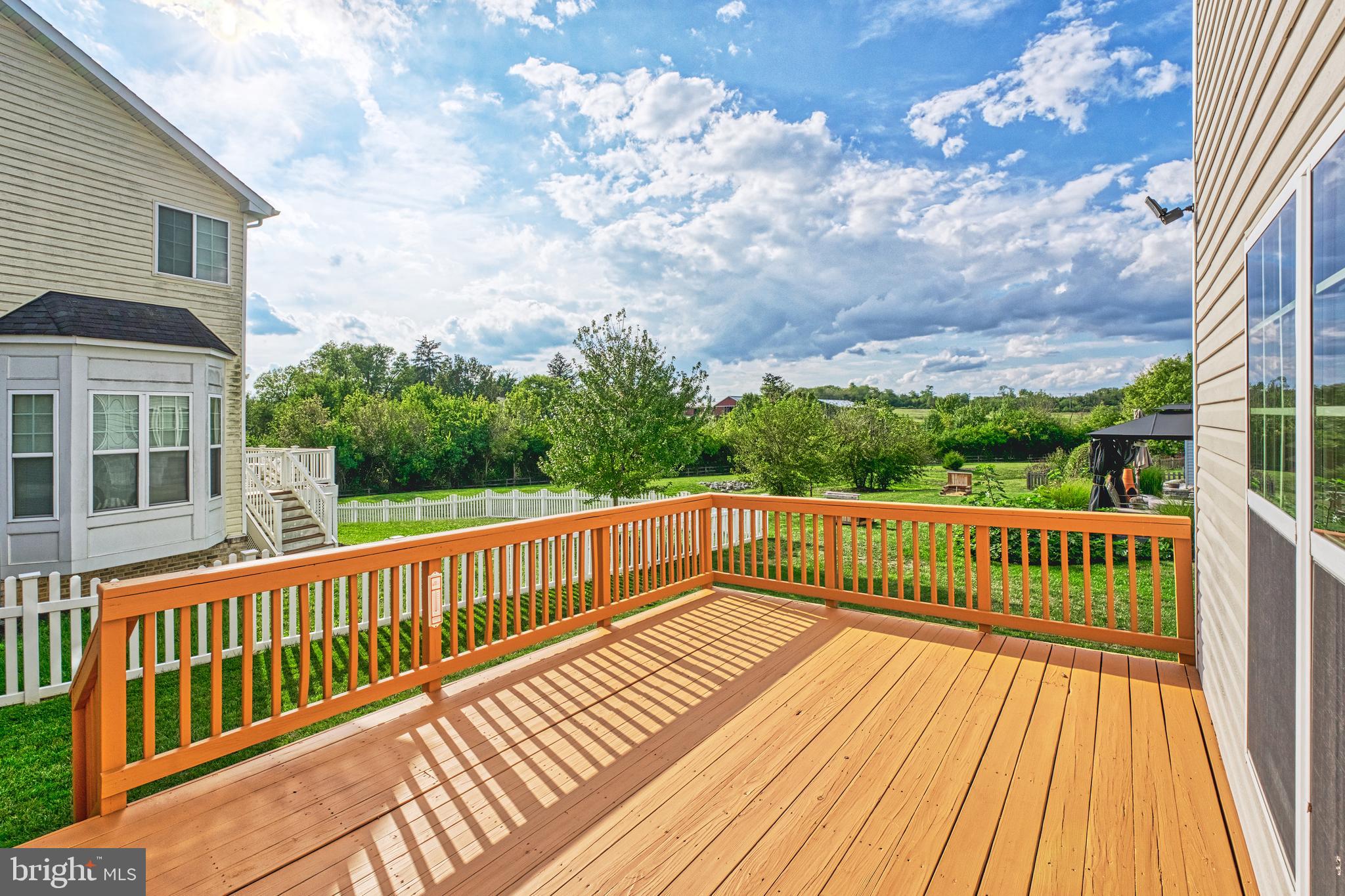 ROSEVILLE DOWNS - Residential