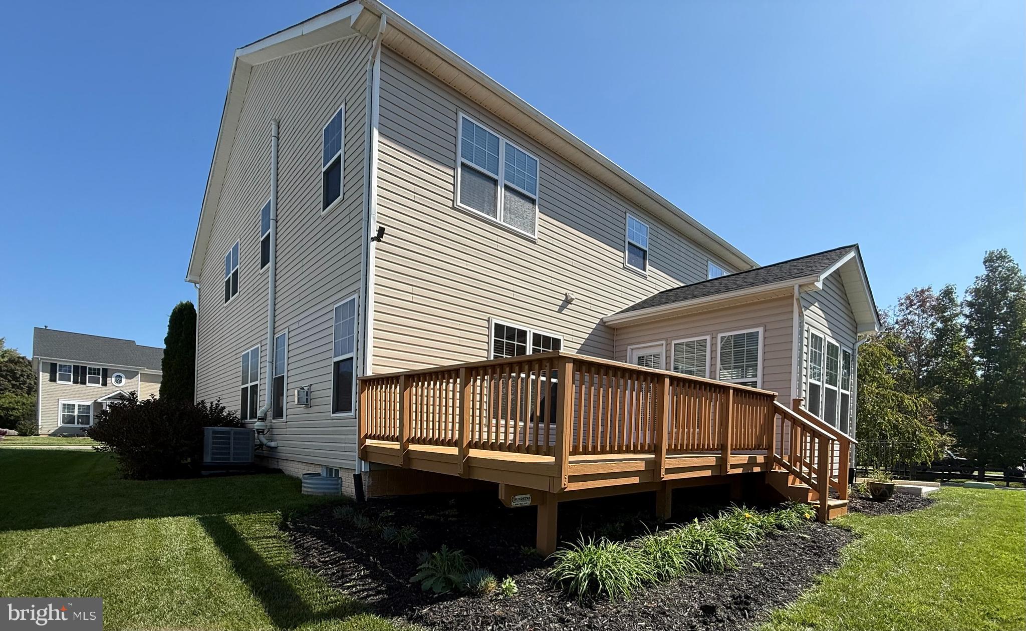 ROSEVILLE DOWNS - Residential