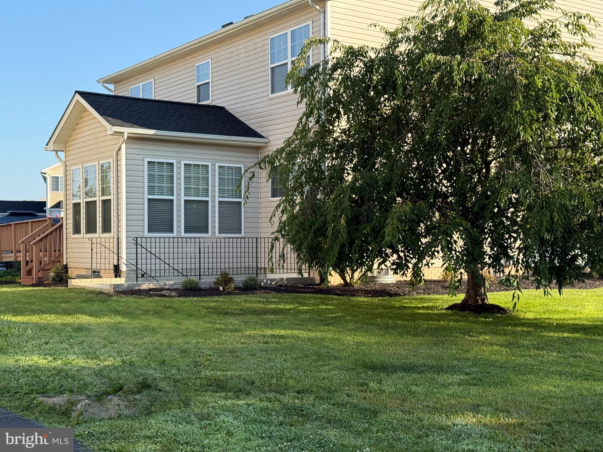 ROSEVILLE DOWNS - Residential