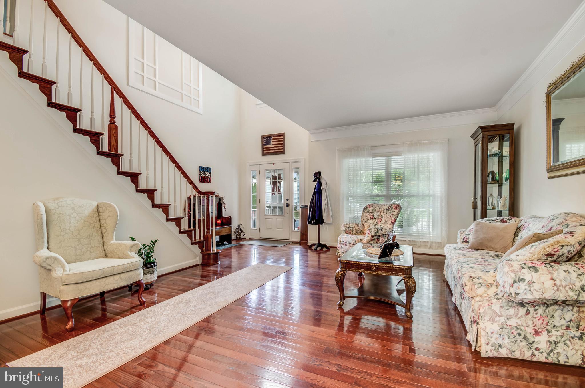 ROSEVILLE DOWNS - Residential