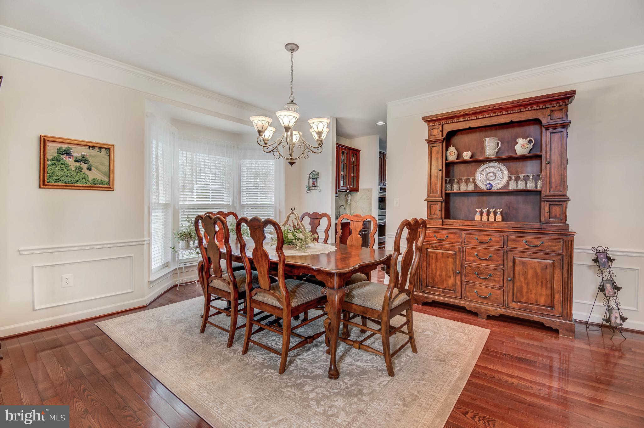 ROSEVILLE DOWNS - Residential