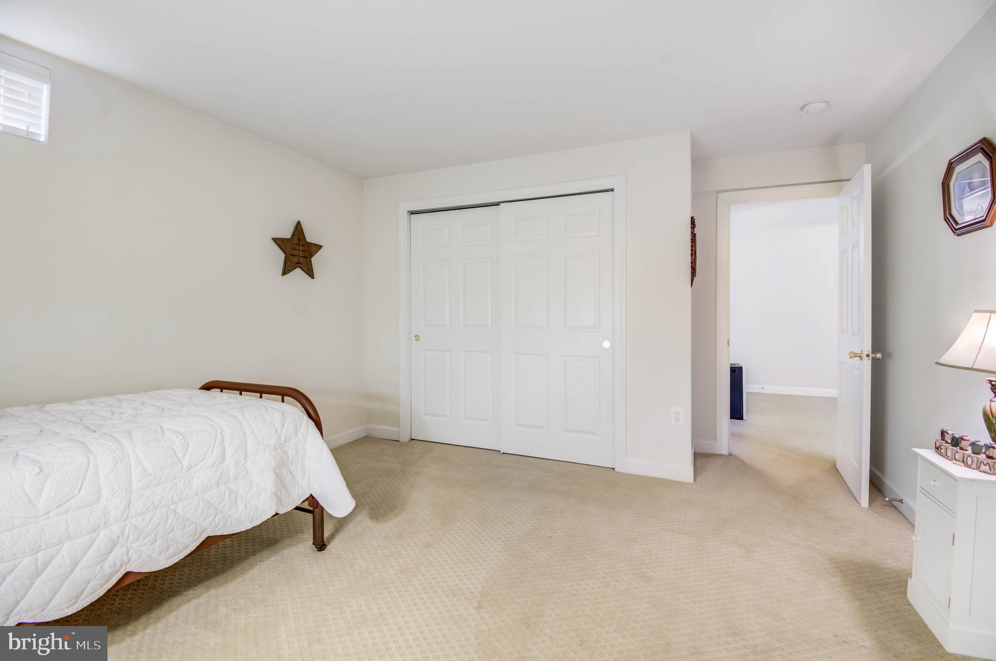 ROSEVILLE DOWNS - Residential