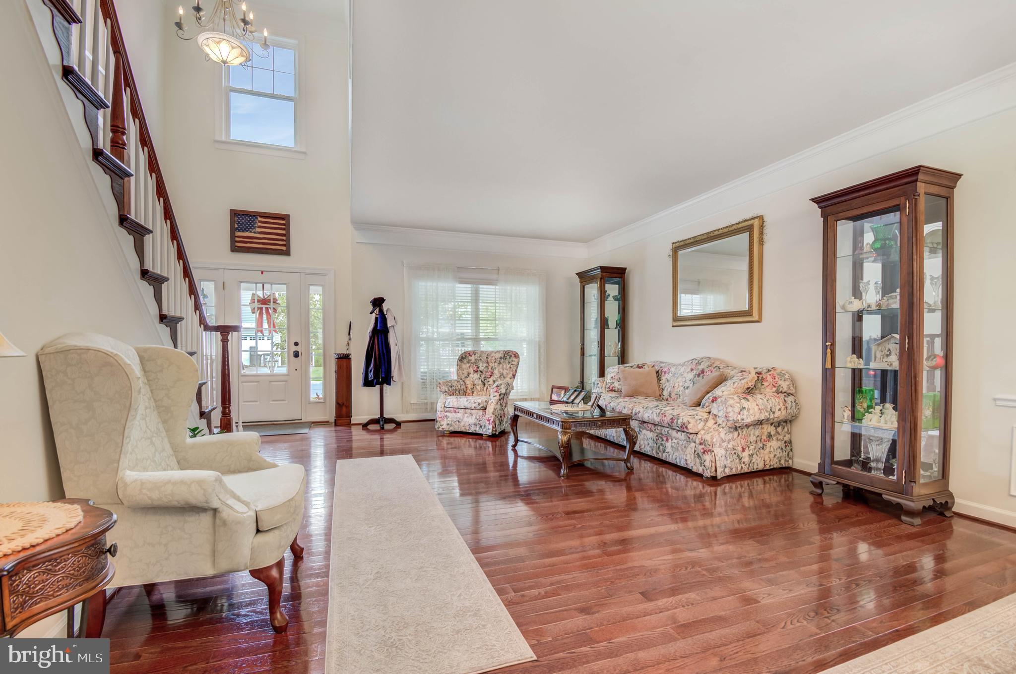 ROSEVILLE DOWNS - Residential