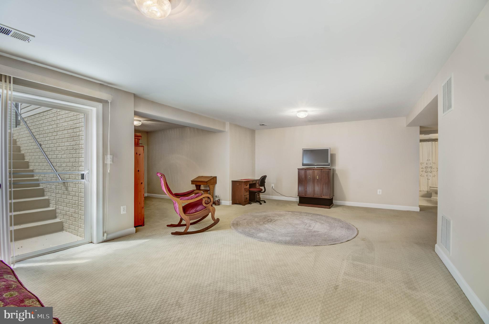 ROSEVILLE DOWNS - Residential