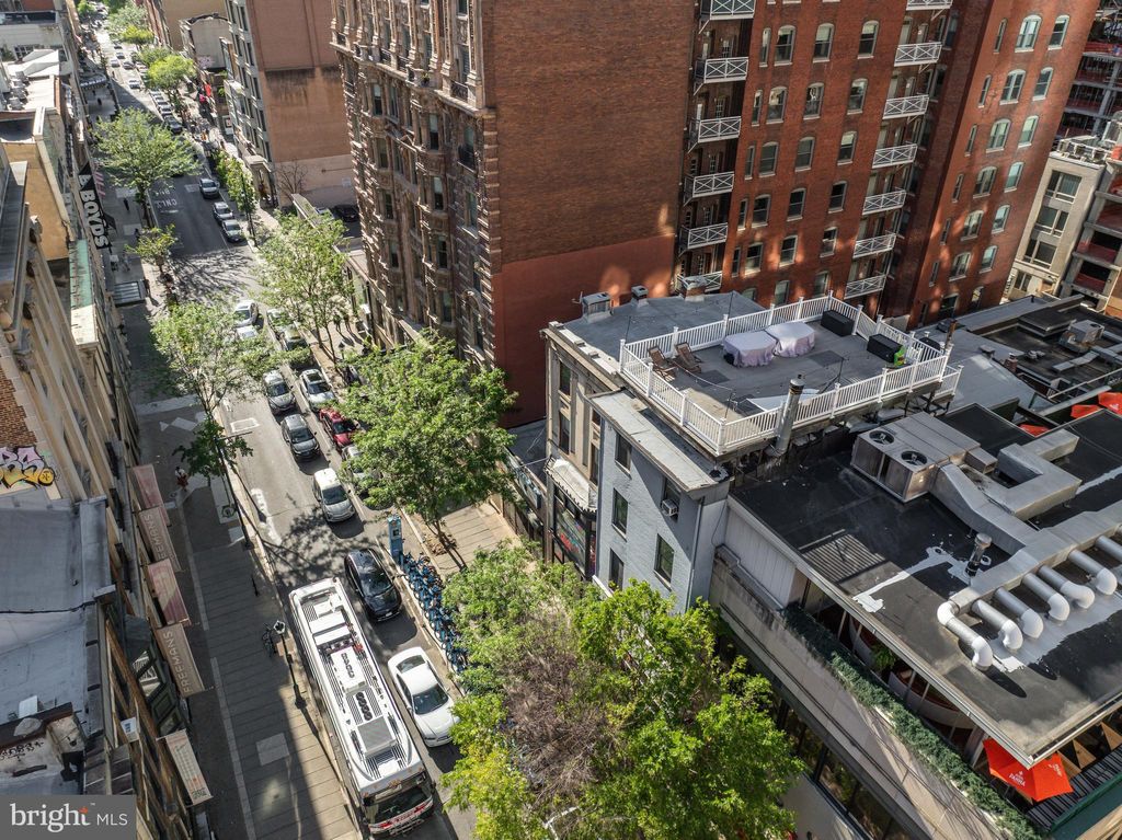 Photo of 1805 Chestnut Street, PHILADELPHIA, PA 19103 (MLS # PAPH2574212)