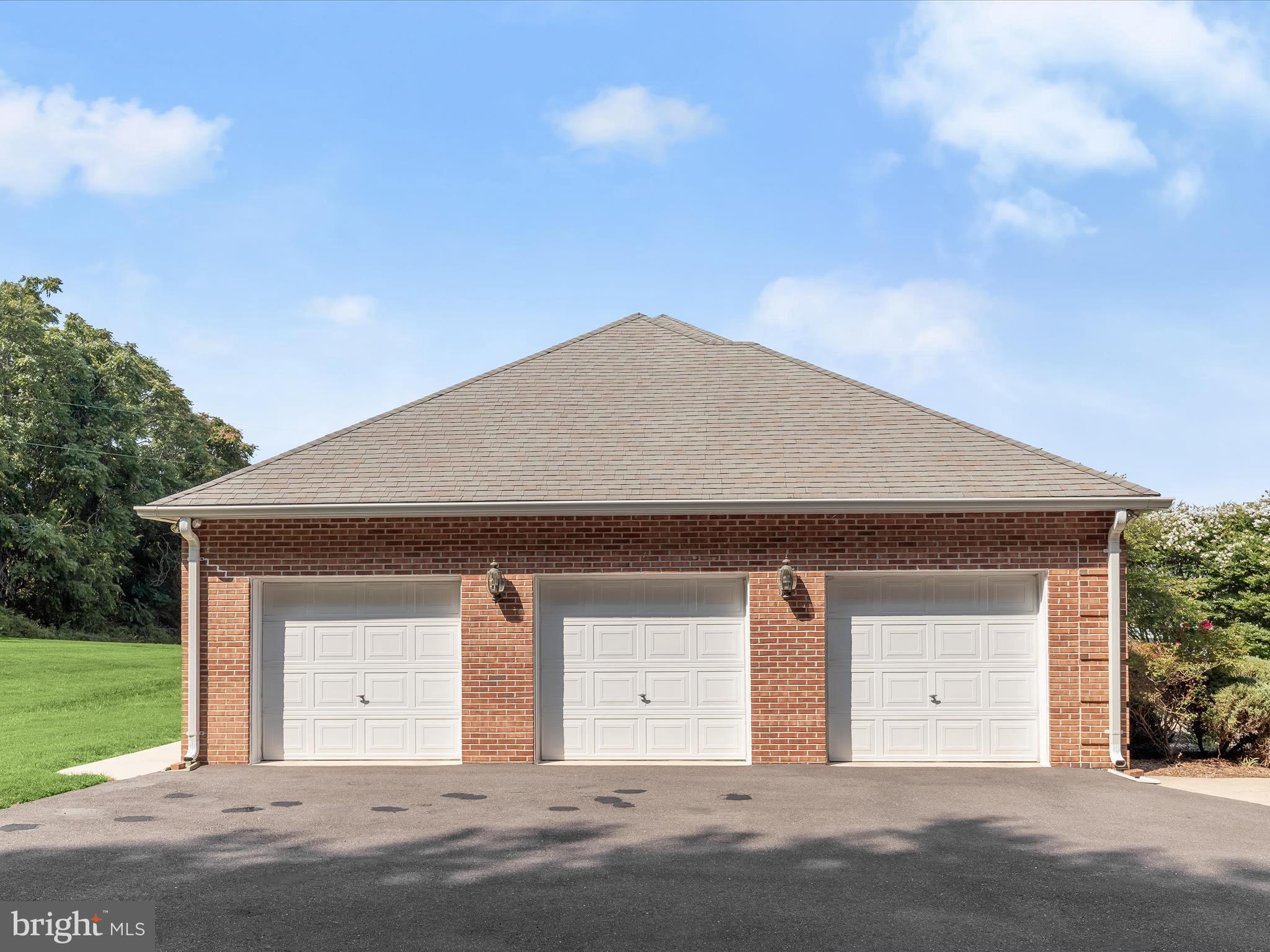 WESTSIDE - Residential