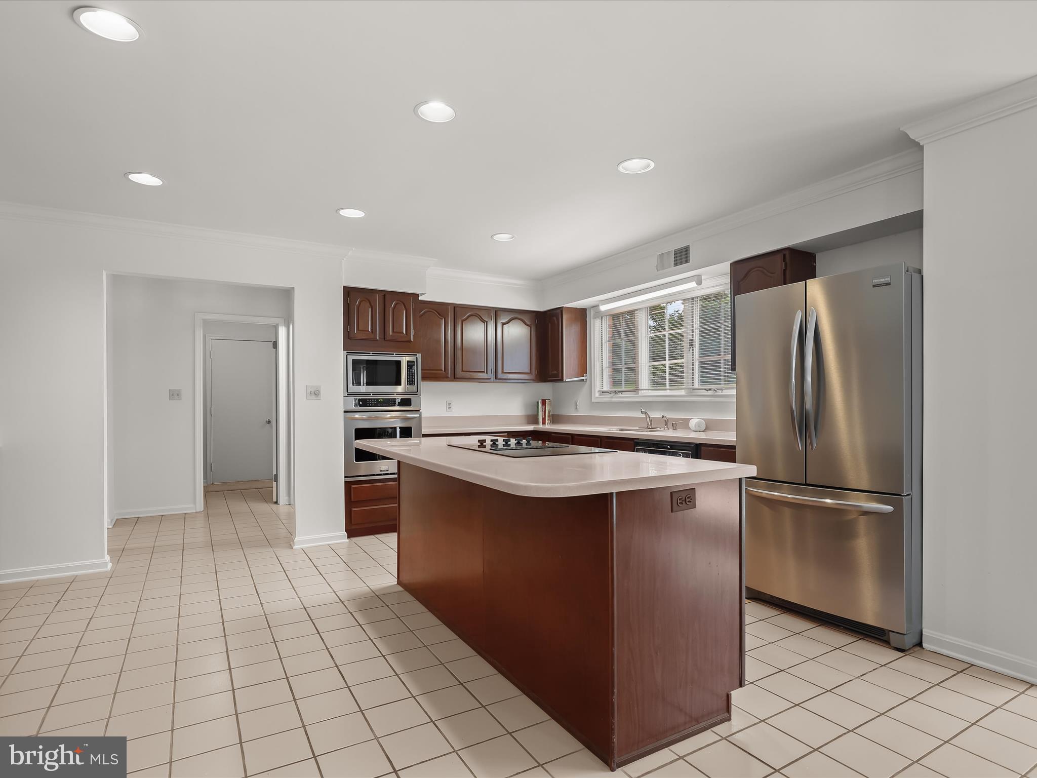 WESTSIDE - Residential